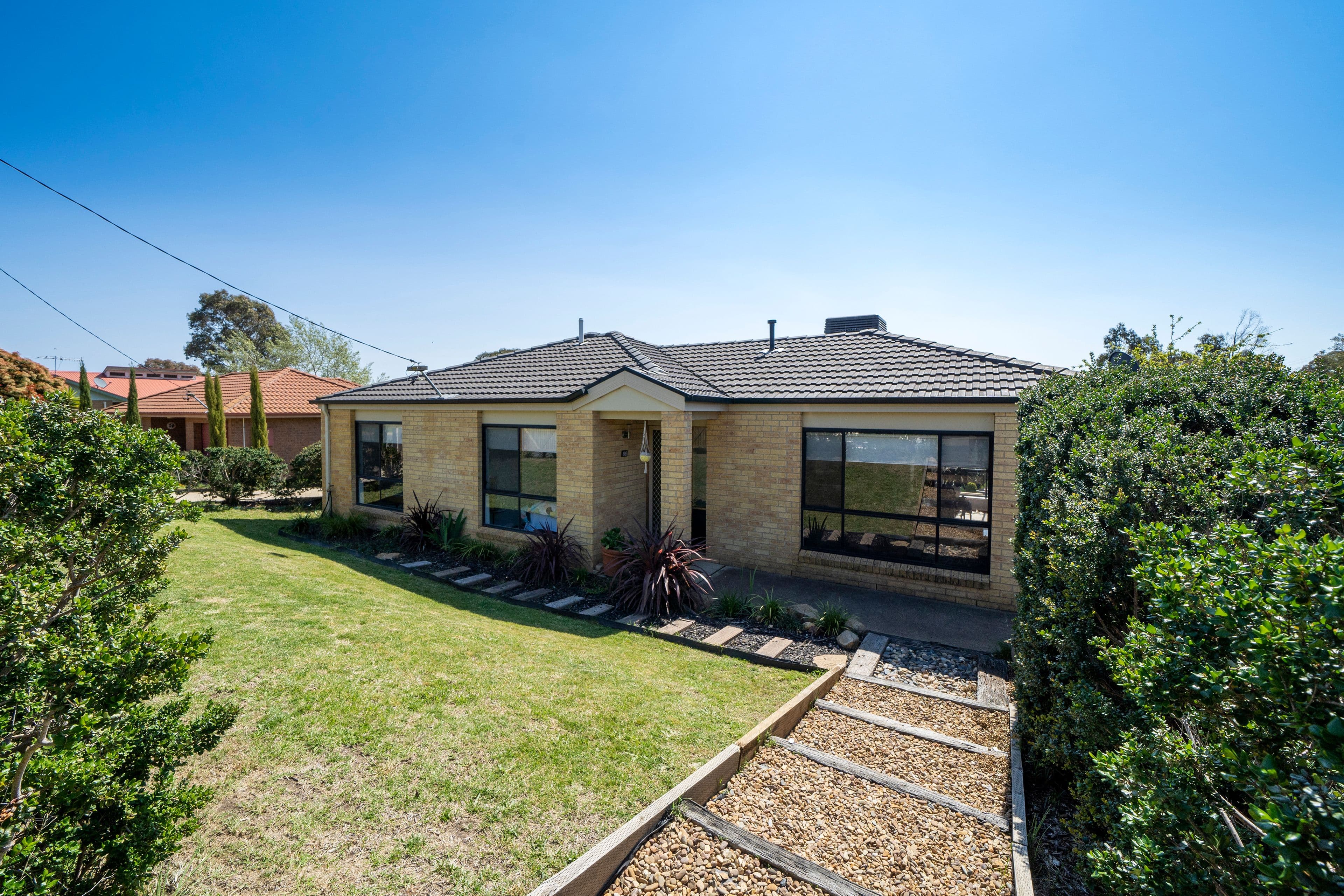 22 Hellmund Street, Queanbeyan NSW 2620, Queanbeyan - Thumbnail 2