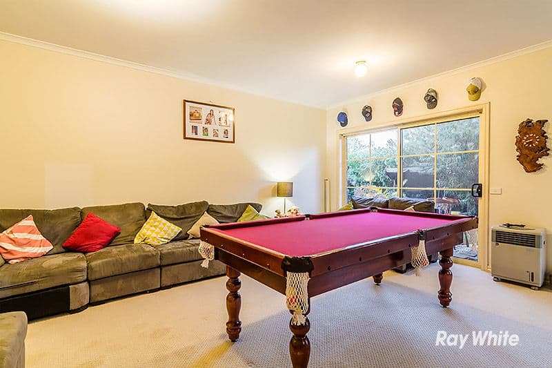 106 Courtenay Avenue, Cranbourne North VIC 3977, Cranbourne North - Thumbnail 4