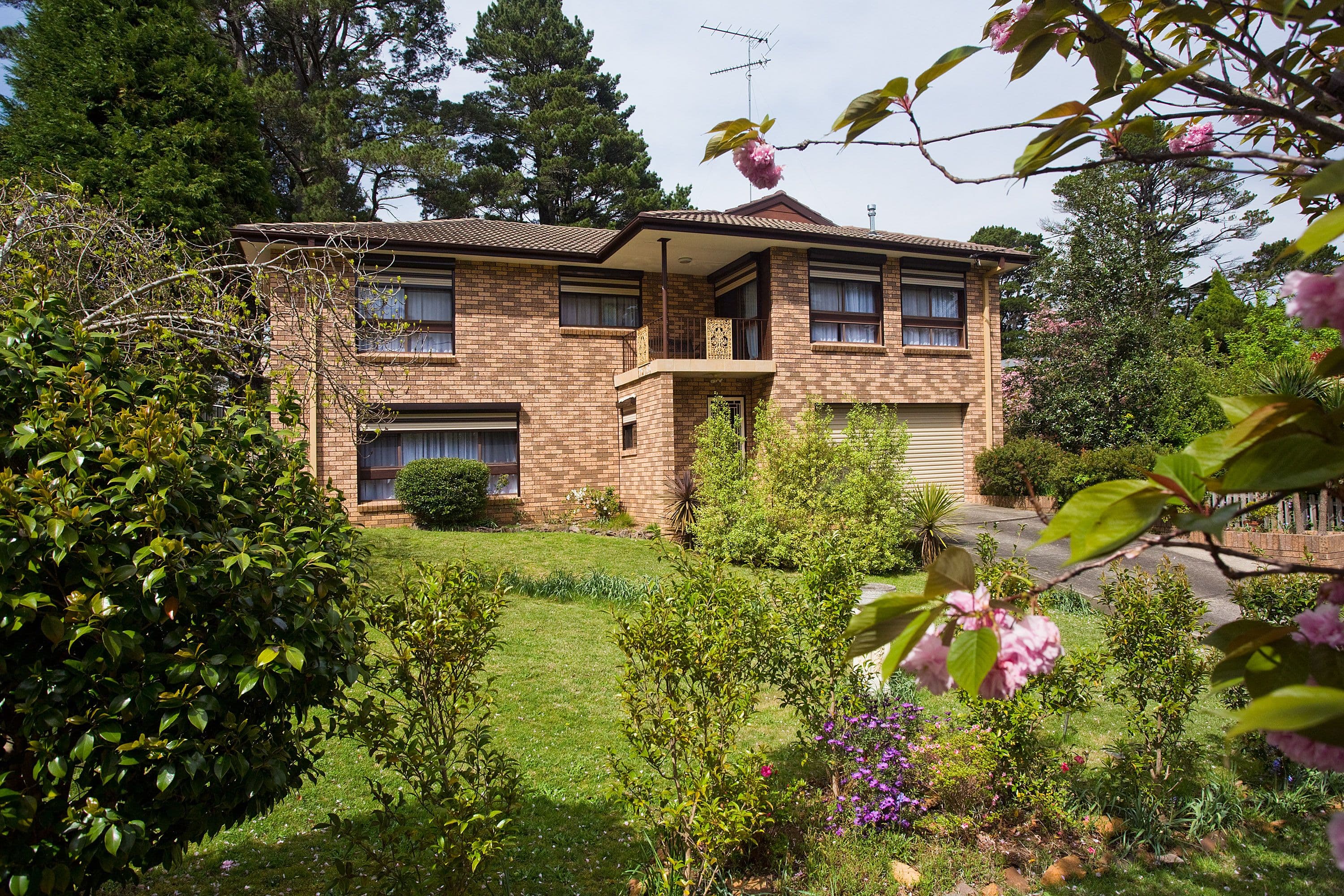 9 Gordon Road, Leura - Image 1