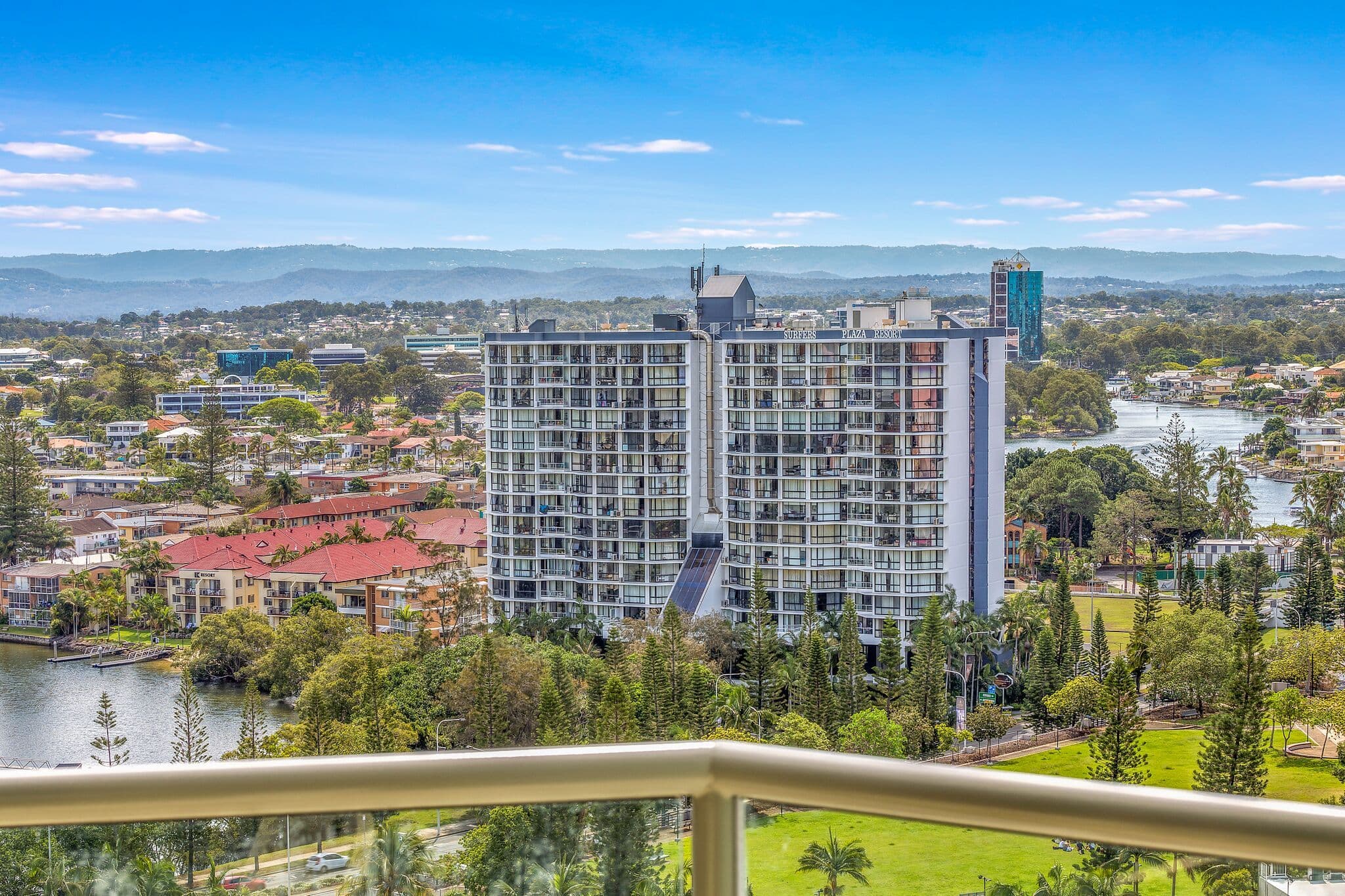 25 Laycock Street, Surfers Paradise QLD 4217, Surfers Paradise - Thumbnail 4