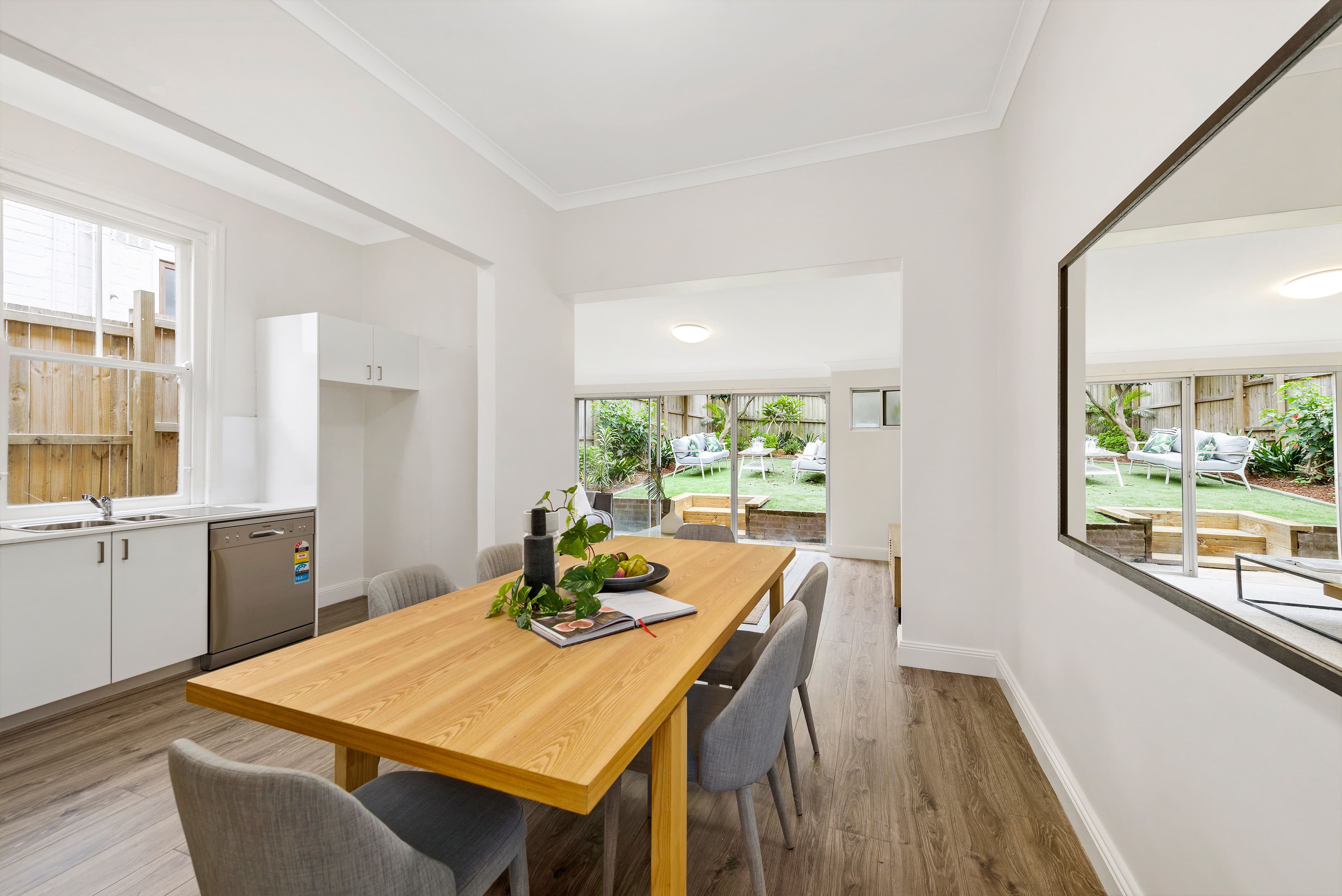 39 Lamrock Avenue, Bondi Beach - Thumbnail 3