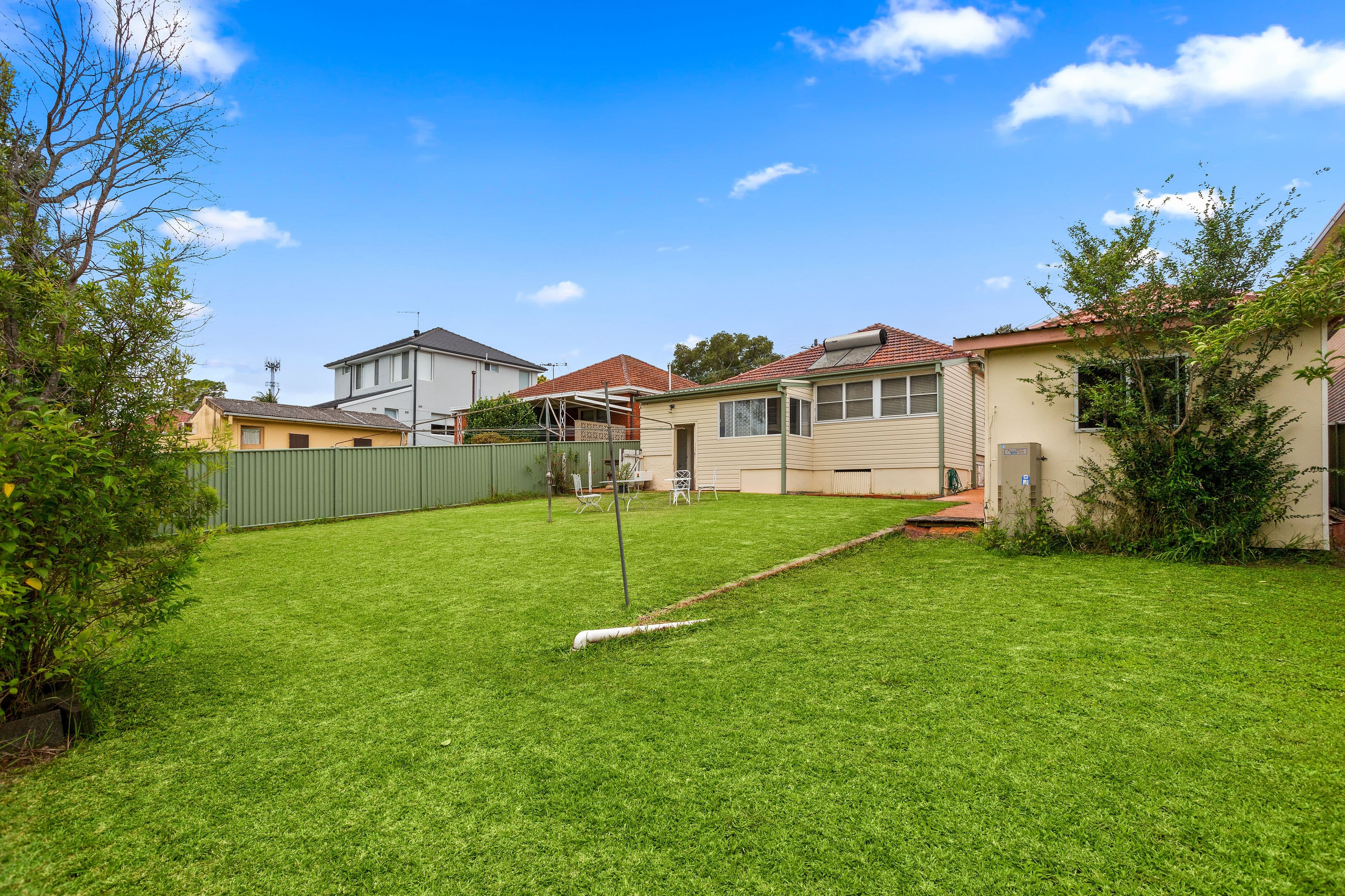 8 Bungalow Road, Peakhurst NSW 2210, Peakhurst - Thumbnail 3