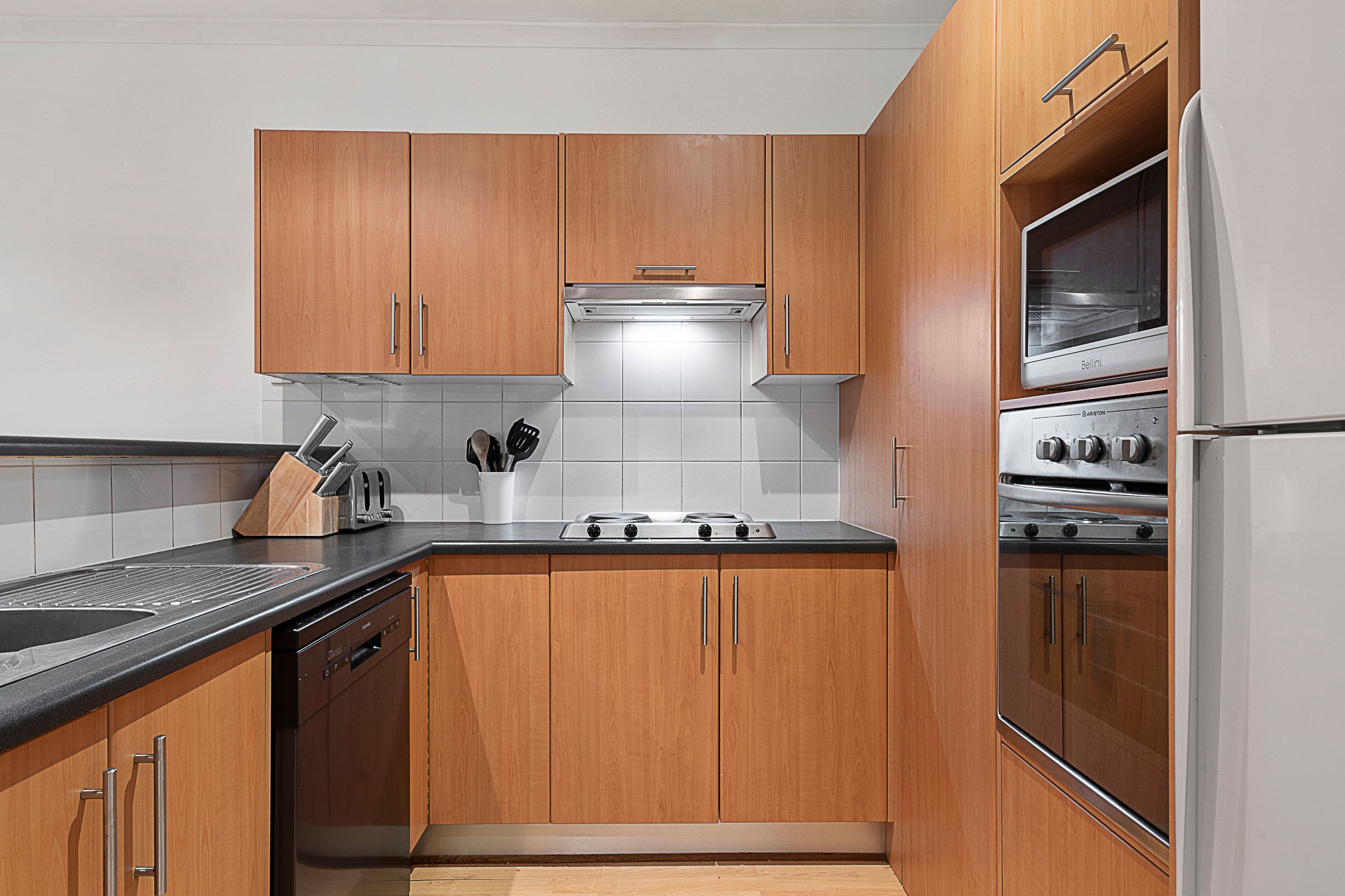 8C Brenden Court, Glandore SA 5037, Glandore - Thumbnail 3