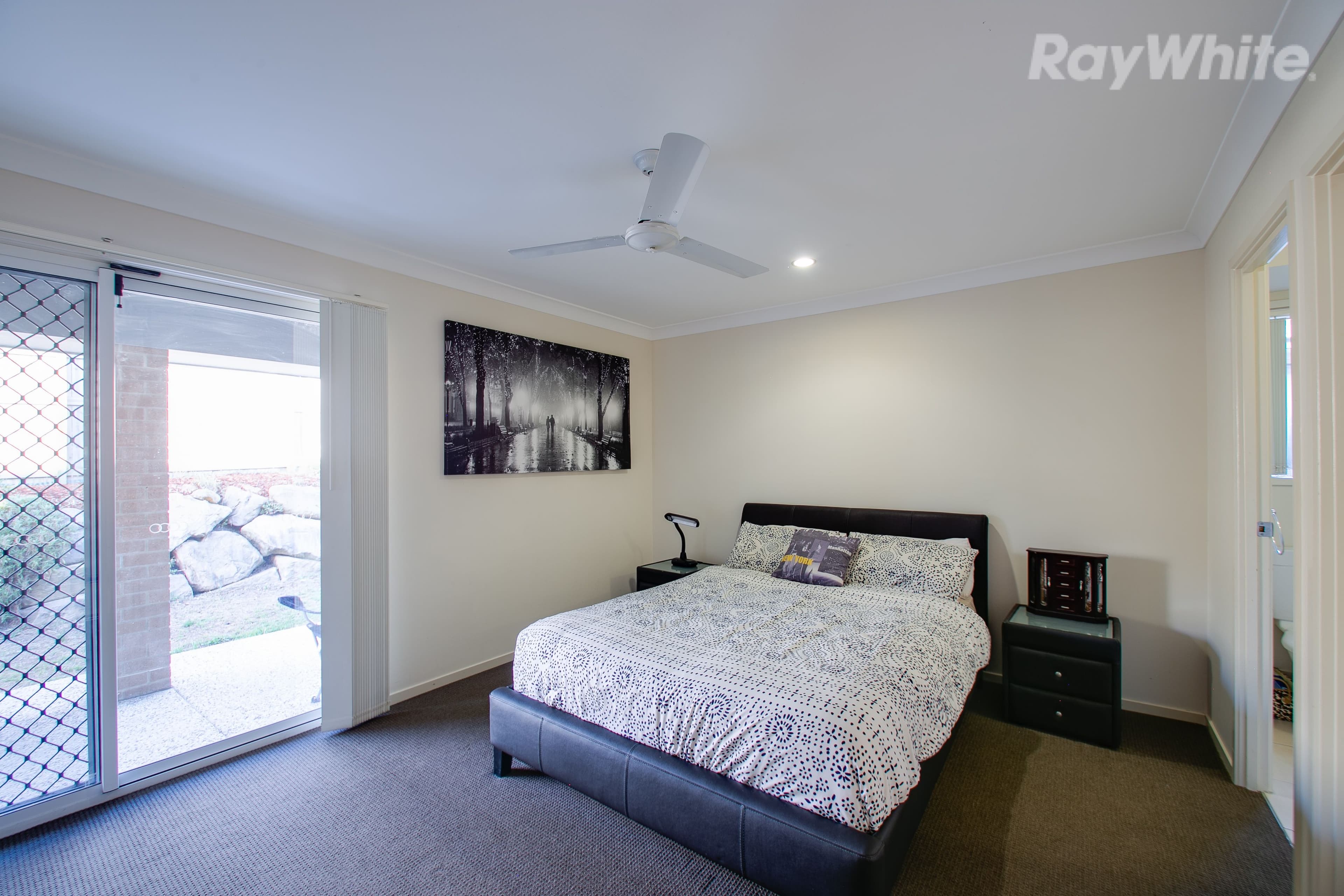 10 Piddington Street, Redbank Plains QLD 4301, Redbank Plains - Thumbnail 8