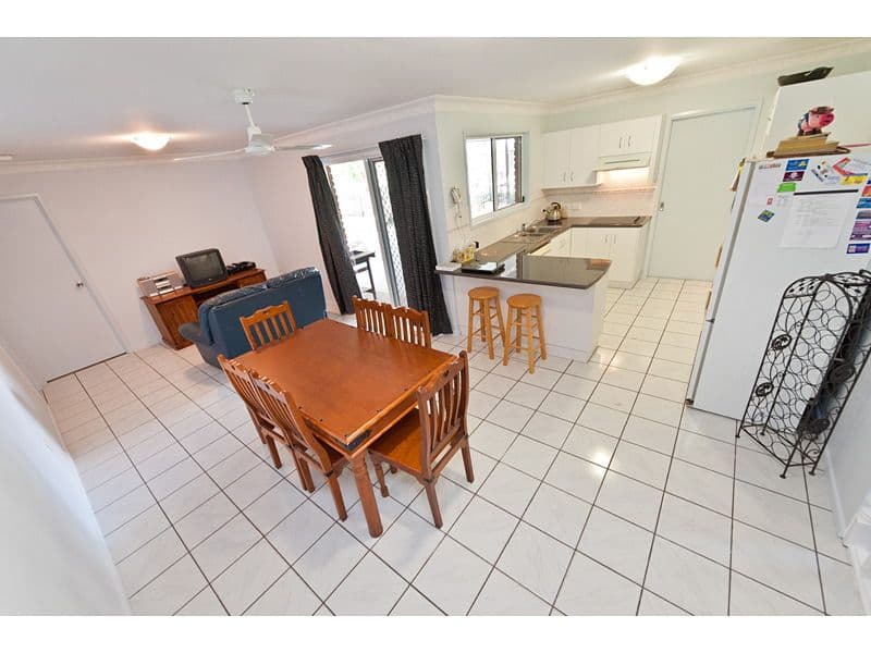 82 Bryant Street, NORTH ROCKHAMPTON QLD 4701, North Rockhampton - Thumbnail 3