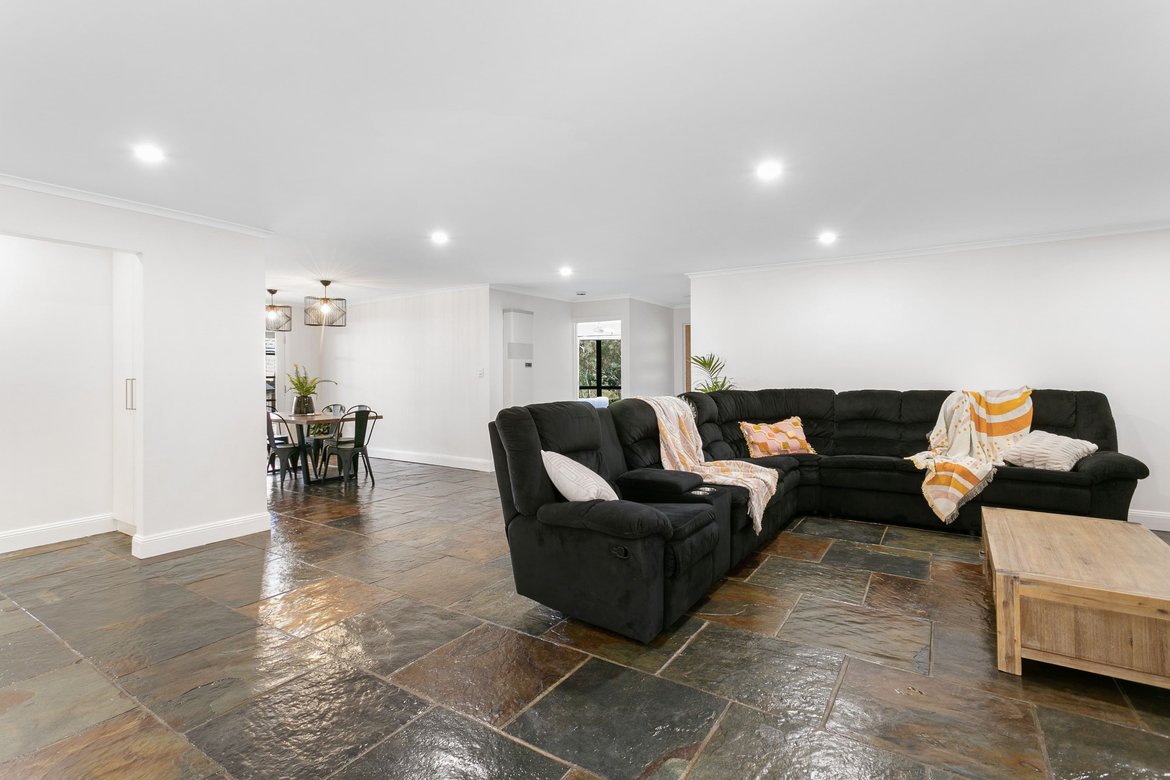 14 Peppermint Grove, Aberfoyle Park SA 5159, Aberfoyle Park - Thumbnail 4