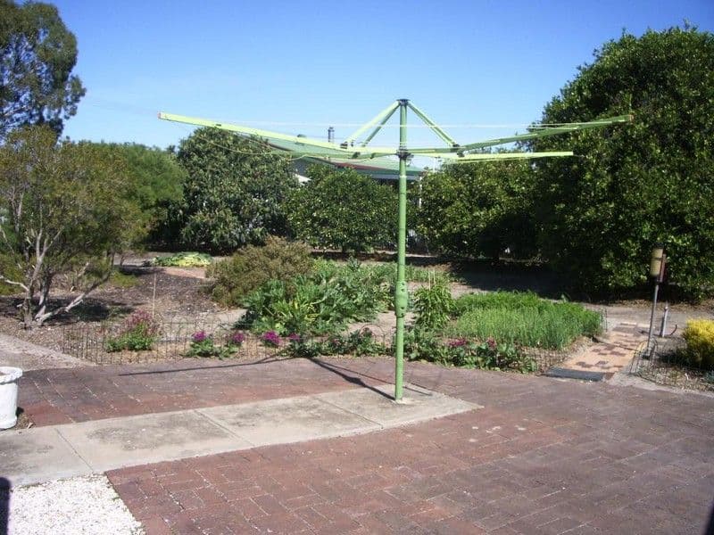 96 Victoria Parade, BORDERTOWN SA 5268, Bordertown - Thumbnail 2
