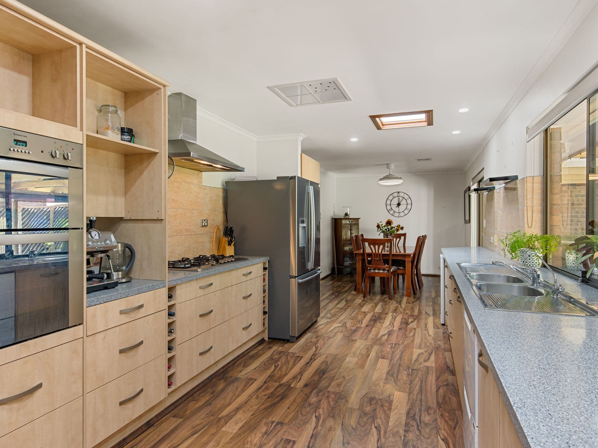 9 Robbie Drive, Reynella East SA 5161, Reynella East - Thumbnail 4