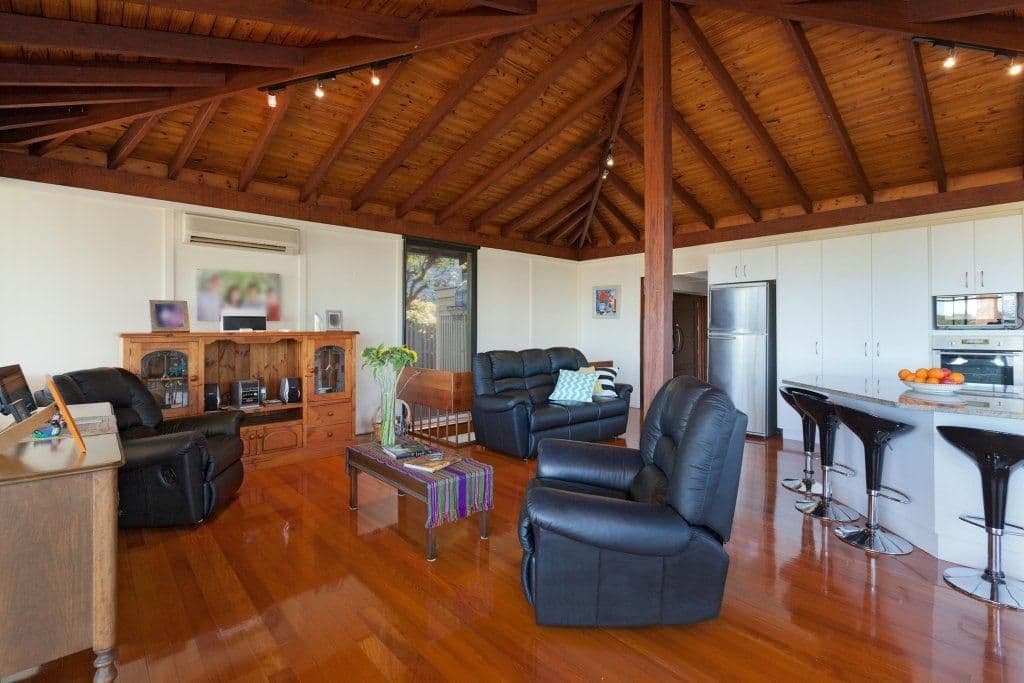 24 Cedarleigh Road, KENMORE QLD 4069, Kenmore - Thumbnail 2