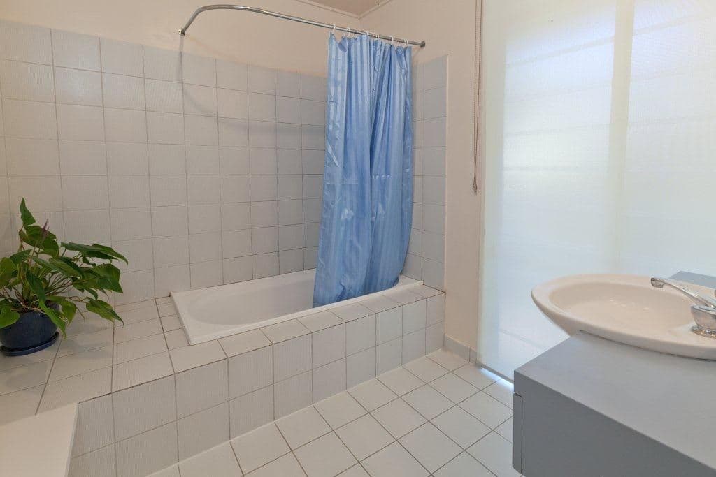 24 Cedarleigh Road, KENMORE QLD 4069, Kenmore - Thumbnail 8