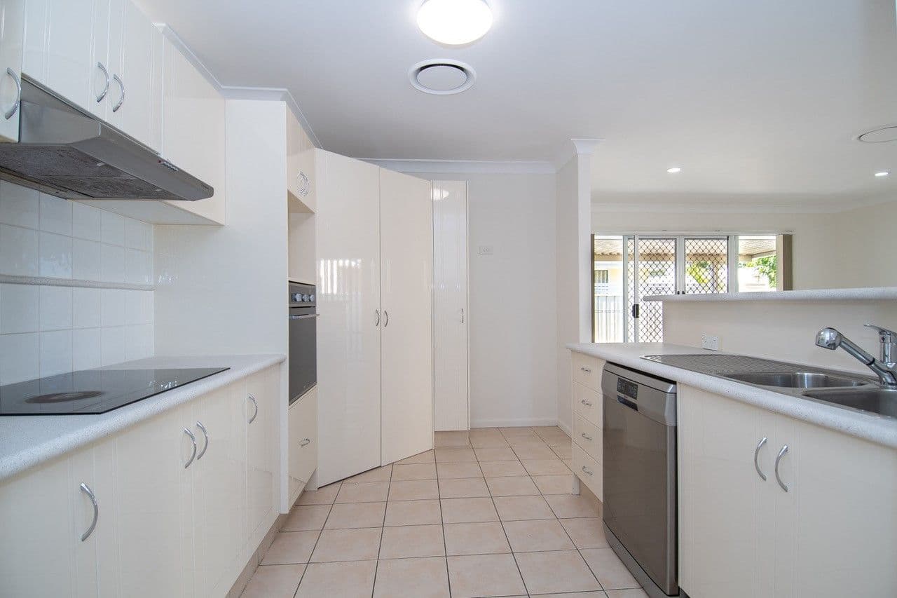 4 Dylan Street, Arundel QLD 4214, Arundel - Thumbnail 5