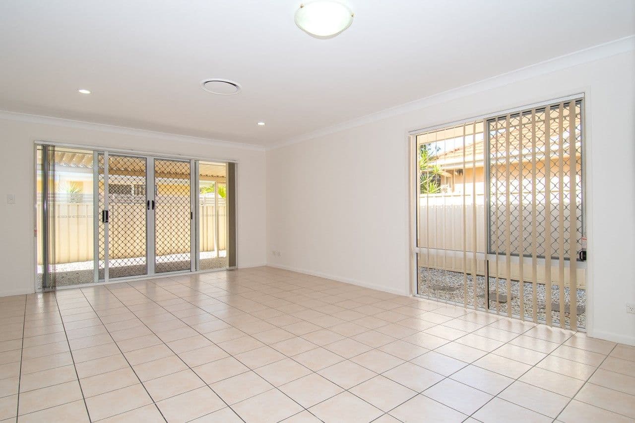 4 Dylan Street, Arundel QLD 4214, Arundel - Thumbnail 7