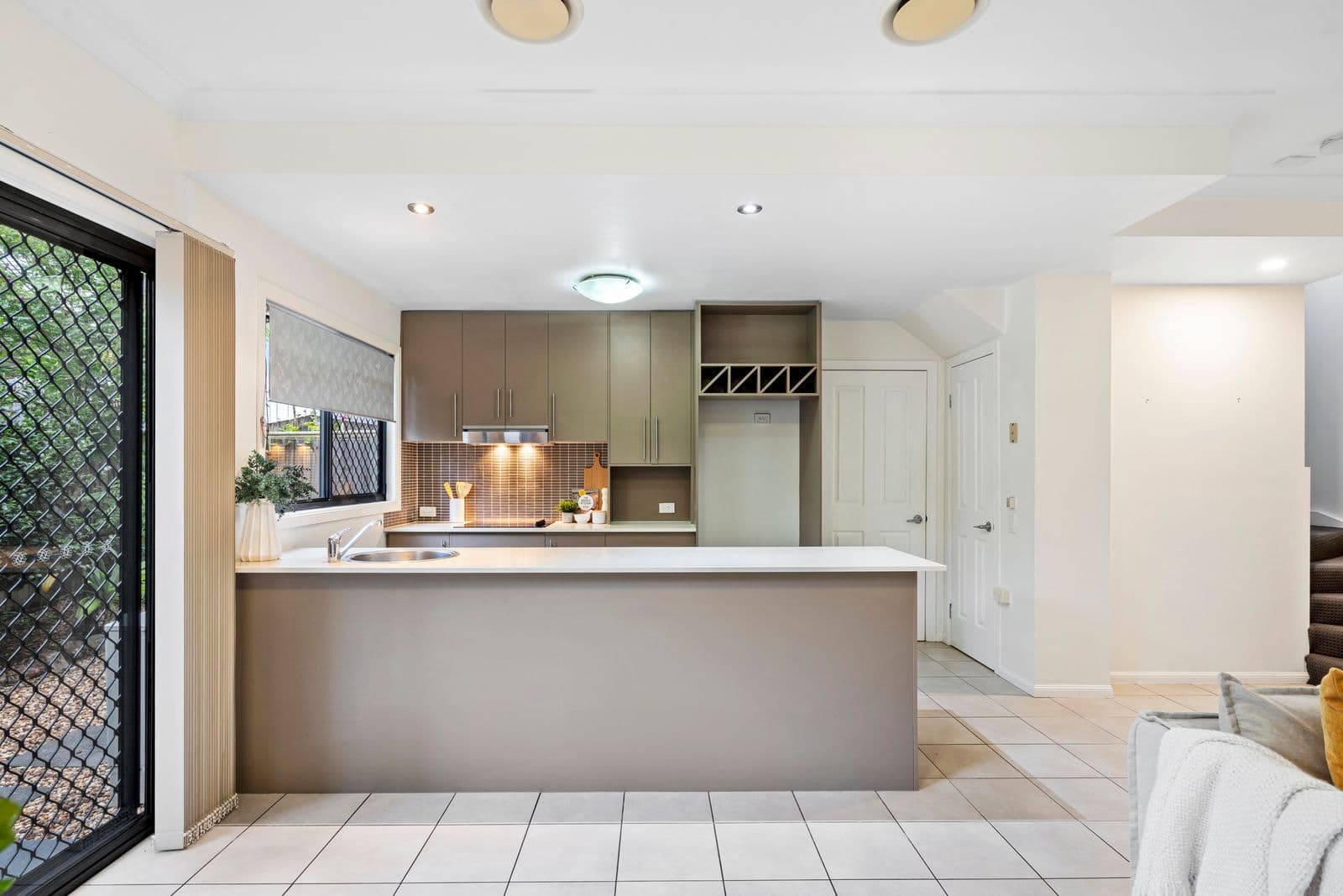 350 Fairfield Road, Yeronga QLD 4104, Yeronga - Thumbnail 4