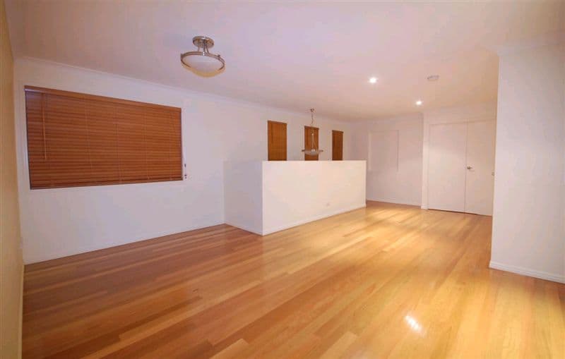130  White Street, WAVELL HEIGHTS QLD 4012, Wavell Heights - Thumbnail 3