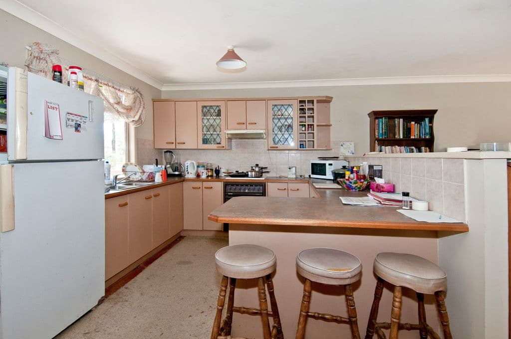 330 Loganlea Road, MEADOWBROOK QLD 4131, Meadowbrook - Thumbnail 8