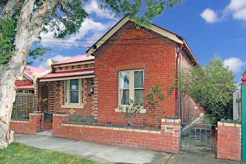 18 Showers Street, PRESTON VIC 3072, Preston - Thumbnail 2