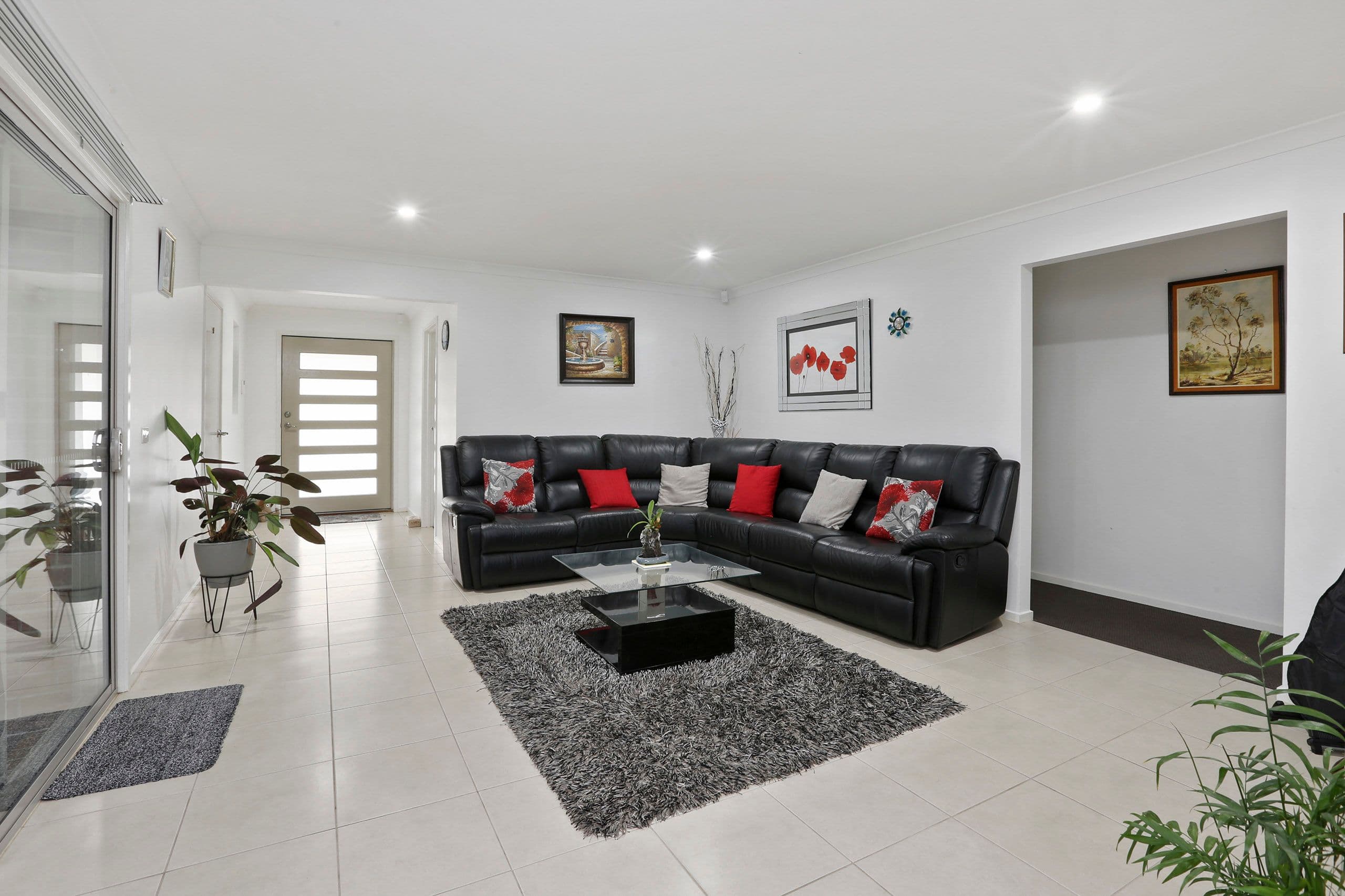 16 Pelican Way, Lara VIC 3212, Lara - Thumbnail 2