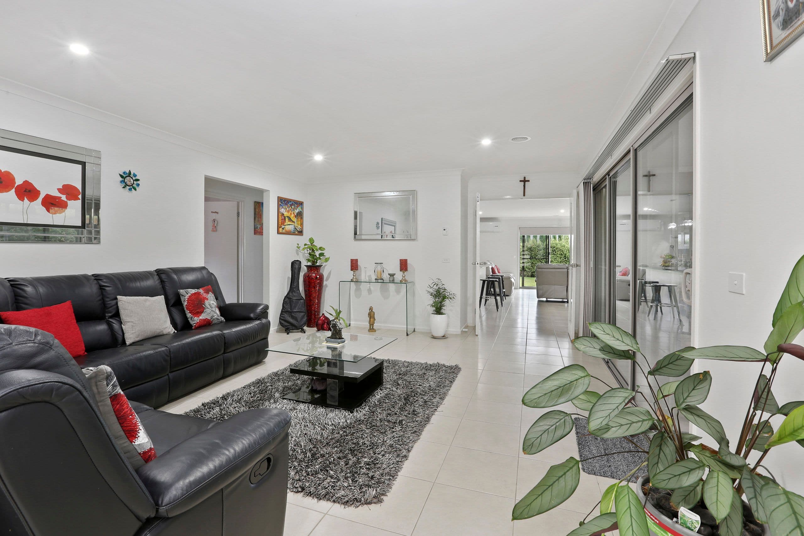 16 Pelican Way, Lara VIC 3212, Lara - Thumbnail 3