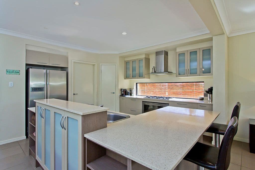 5 Hallmark Court, ASHMORE QLD 4214, Ashmore - Thumbnail 4