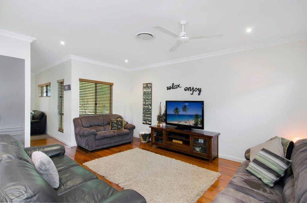 52 Buckingham Way, ELANORA QLD 4221, Elanora - Thumbnail 6