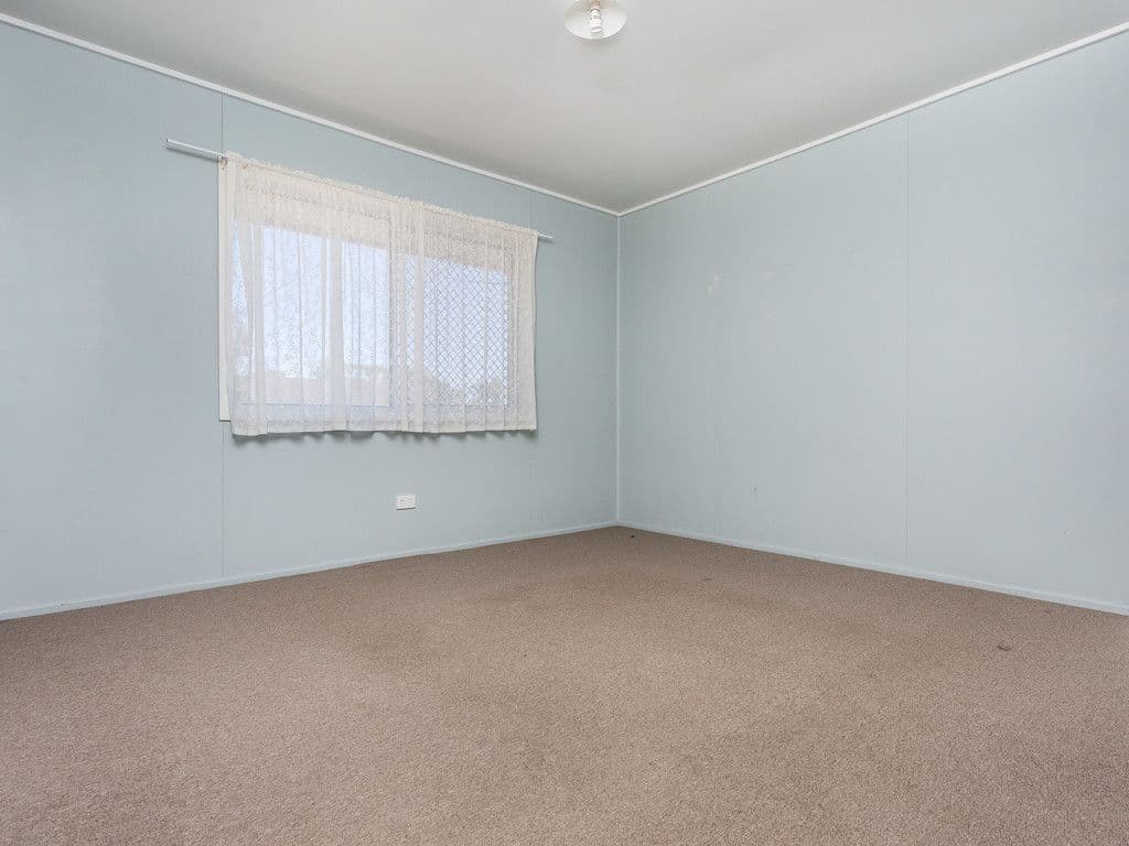 12 Somerset Street, Kippa-Ring QLD 4021, Kippa-Ring - Thumbnail 7