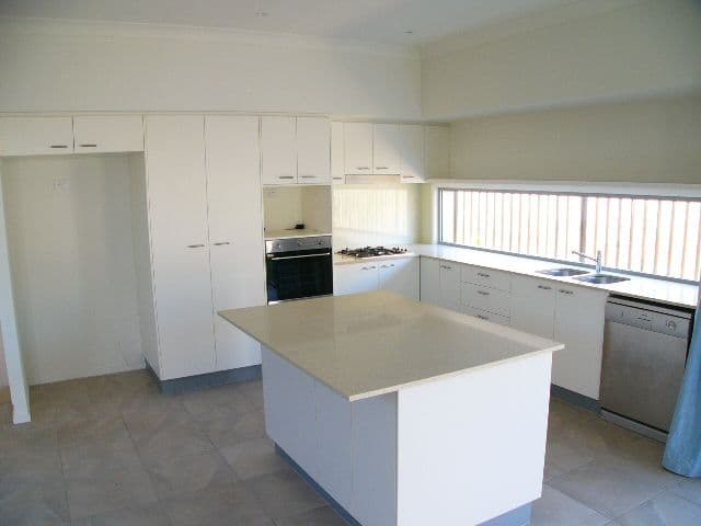 1 Franklin Street, WAKERLEY QLD 4154, Wakerley - Thumbnail 2