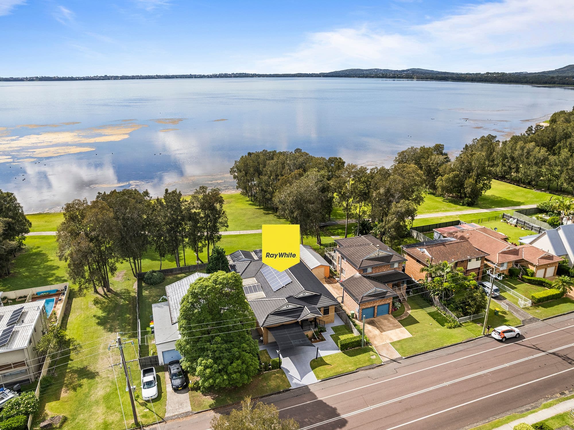 377 Lakedge Avenue, Berkeley Vale NSW 2261, Berkeley Vale - Image 1