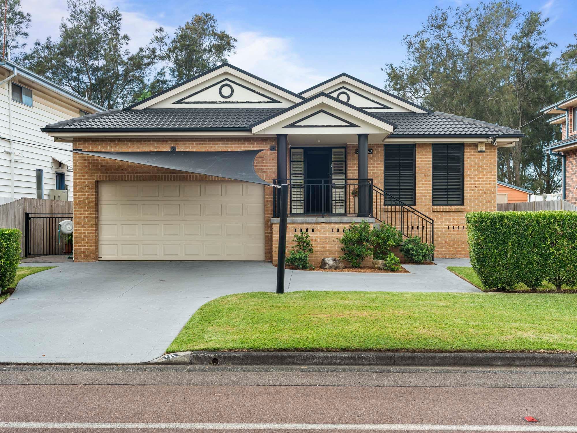 377 Lakedge Avenue, Berkeley Vale NSW 2261, Berkeley Vale - Thumbnail 4