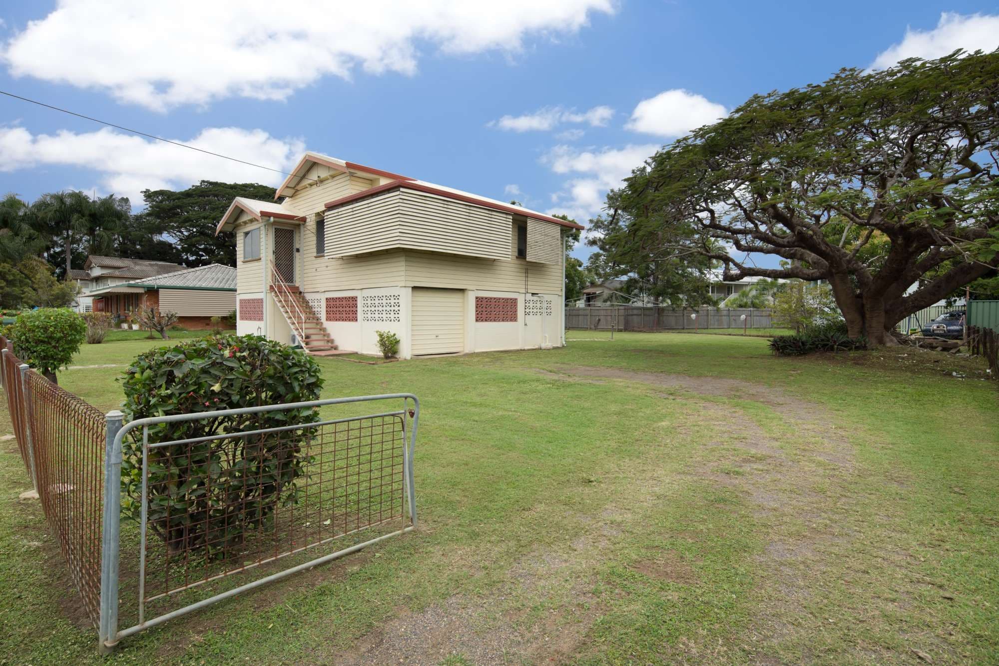 53 McLachlan Street, CURRAJONG QLD 4812, Currajong - Thumbnail 3