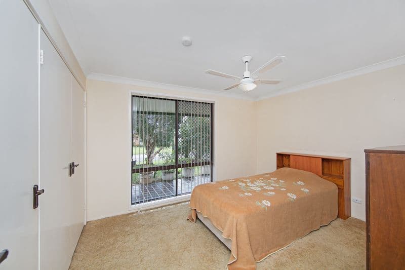 13 Barramundi Place, BATEAU BAY NSW 2261, Bateau Bay - Thumbnail 4