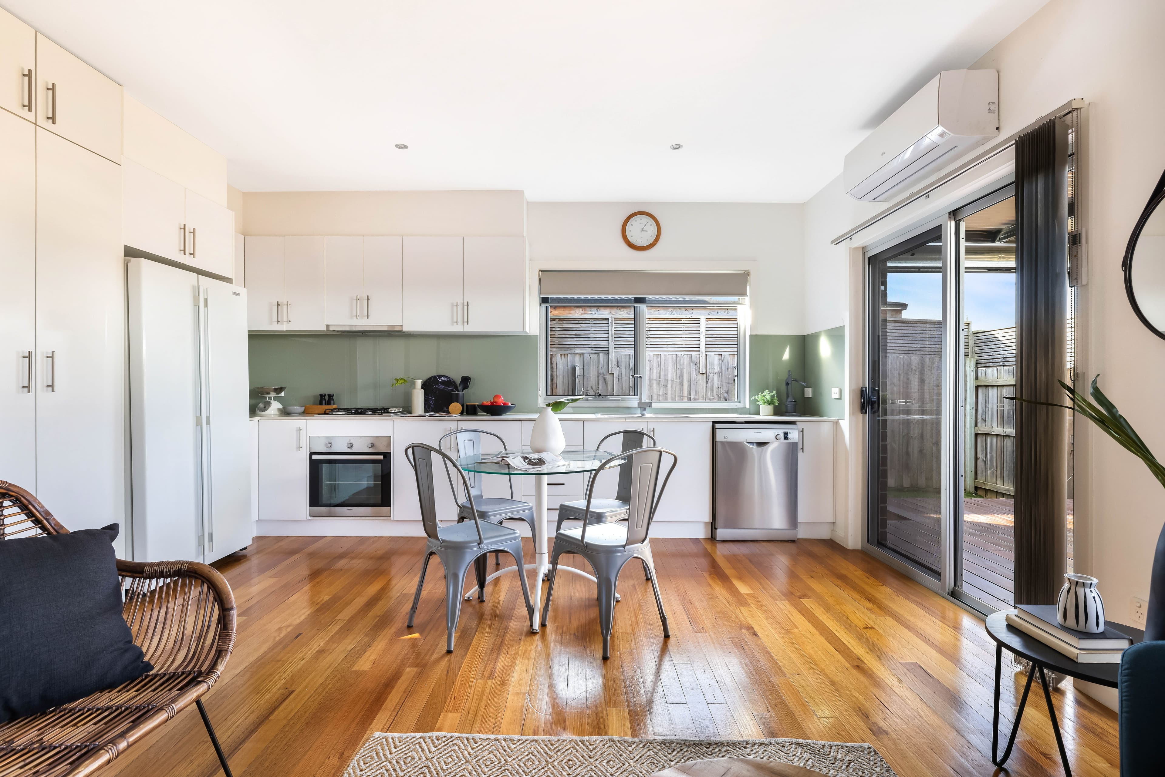 70 Hubert Avenue, Glenroy VIC 3046, Glenroy - Thumbnail 4