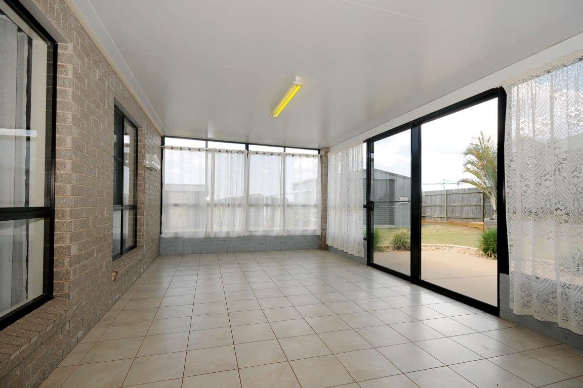 38 Honeyeater Drive, Highfields QLD 4352, Highfields - Thumbnail 8