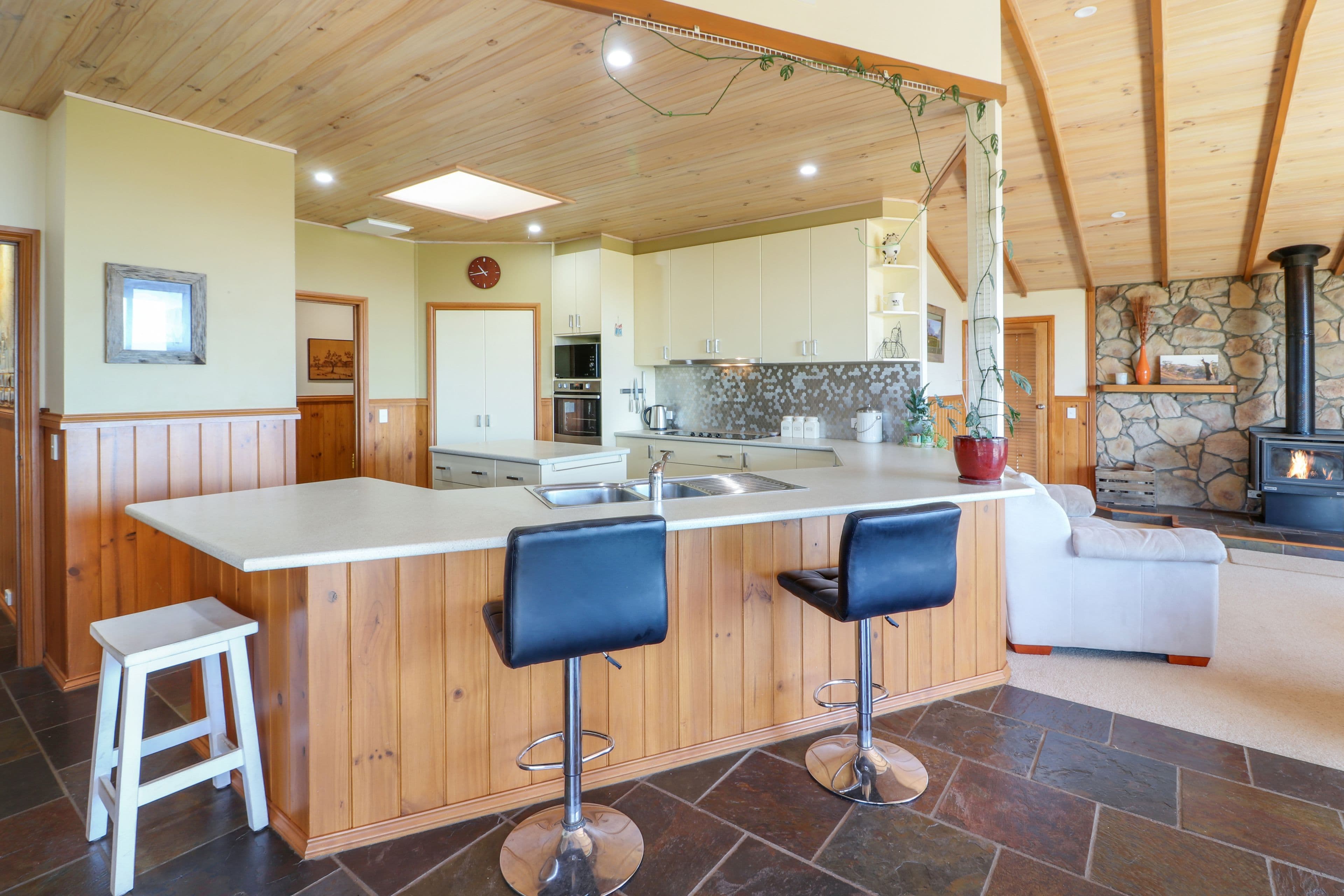 129 Stoneleigh Road, Mansfield VIC 3722, Mansfield - Thumbnail 6