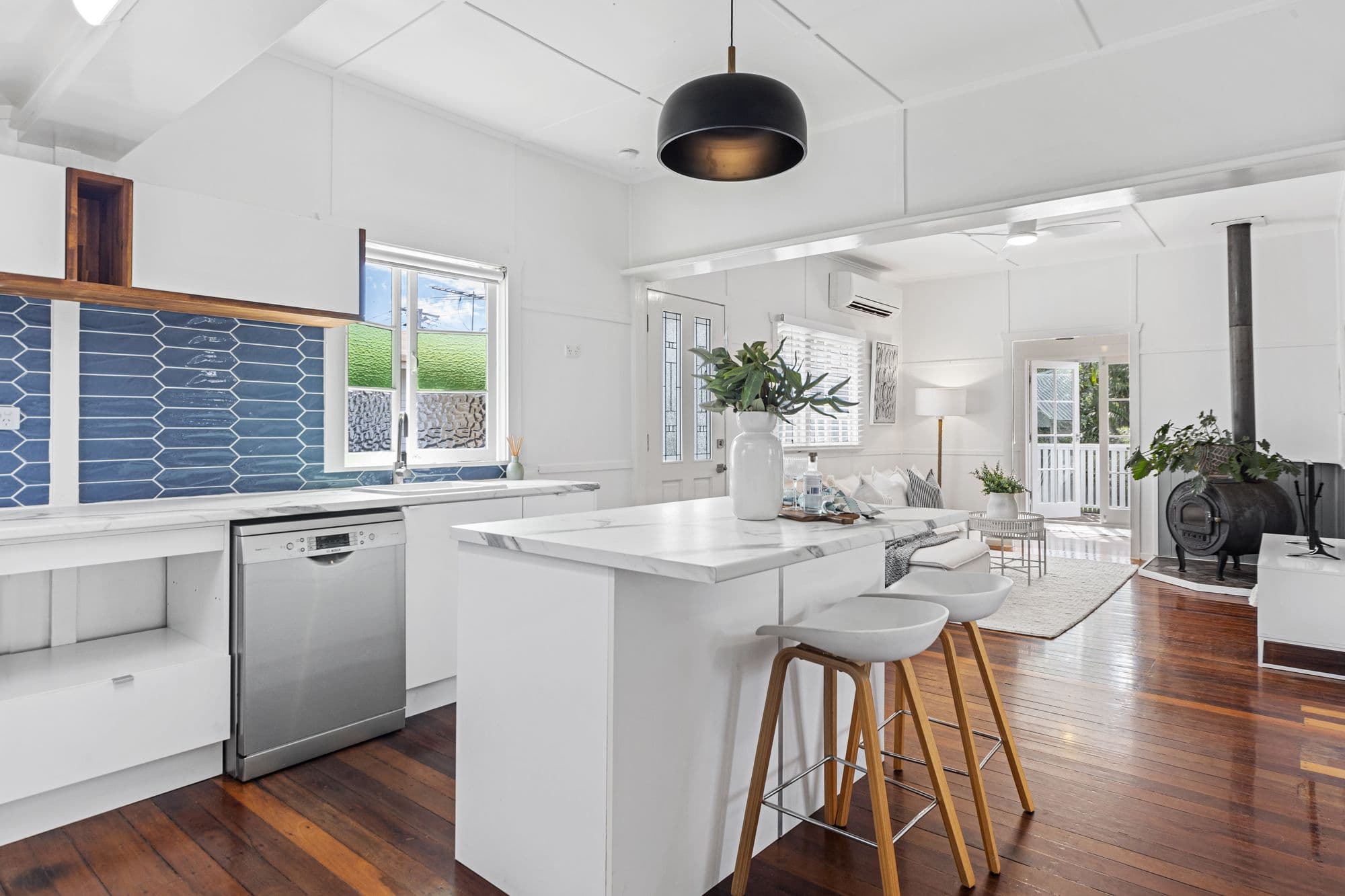 25 Frank Street, Scarborough QLD 4020, Scarborough - Image 1