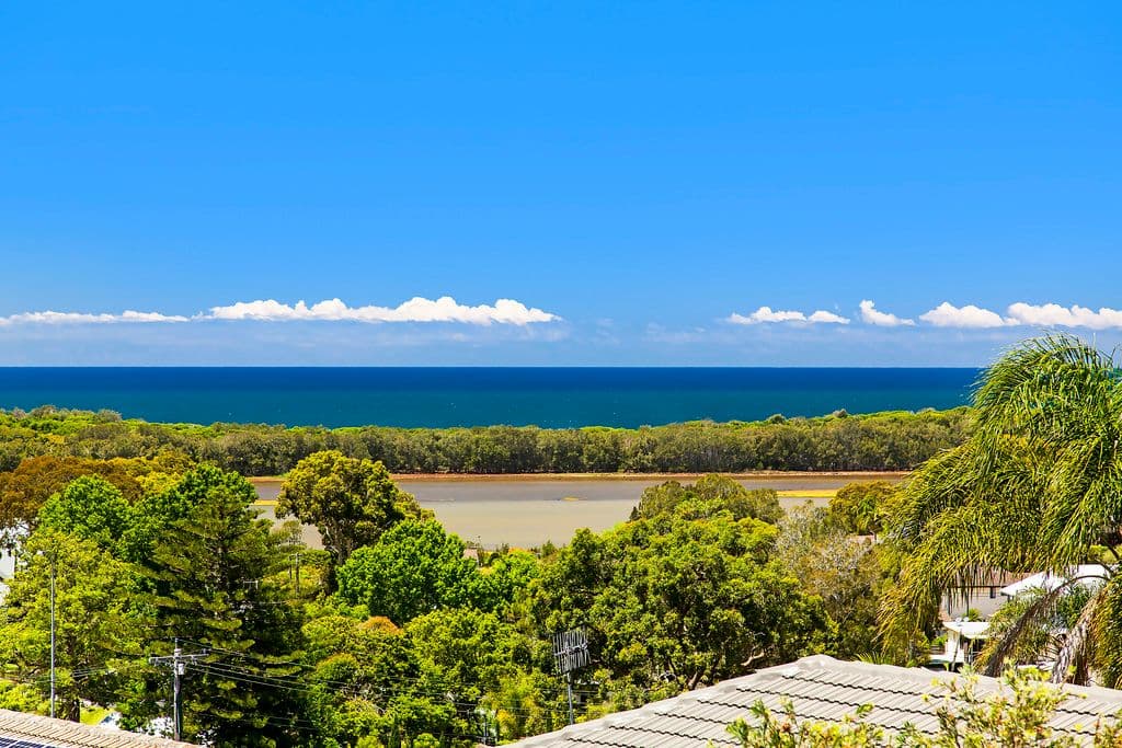 15 Braemar Drive, Wamberal - Thumbnail 2