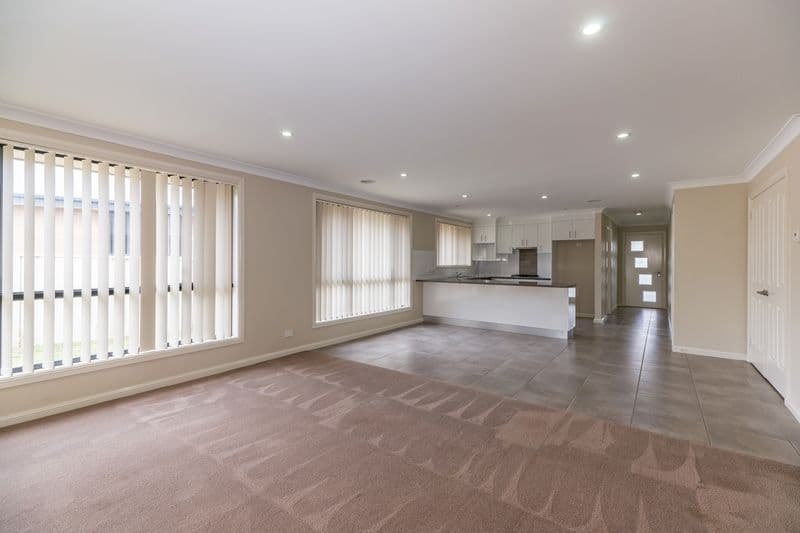 19 Onyx Place, Orange - Thumbnail 5