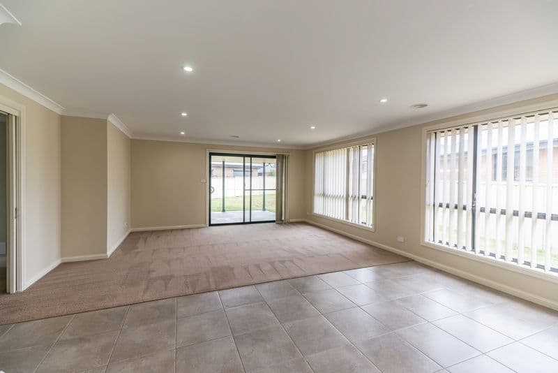 19 Onyx Place, Orange - Thumbnail 6