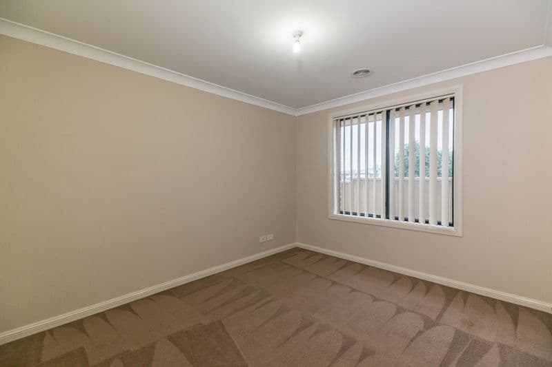 19 Onyx Place, Orange - Thumbnail 8