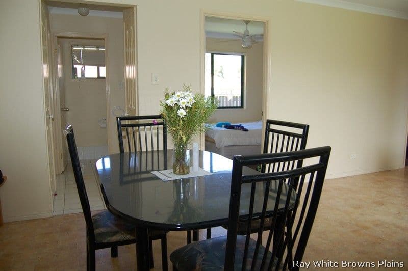 33 Craig Street, Crestmead QLD 4132, Crestmead - Thumbnail 3