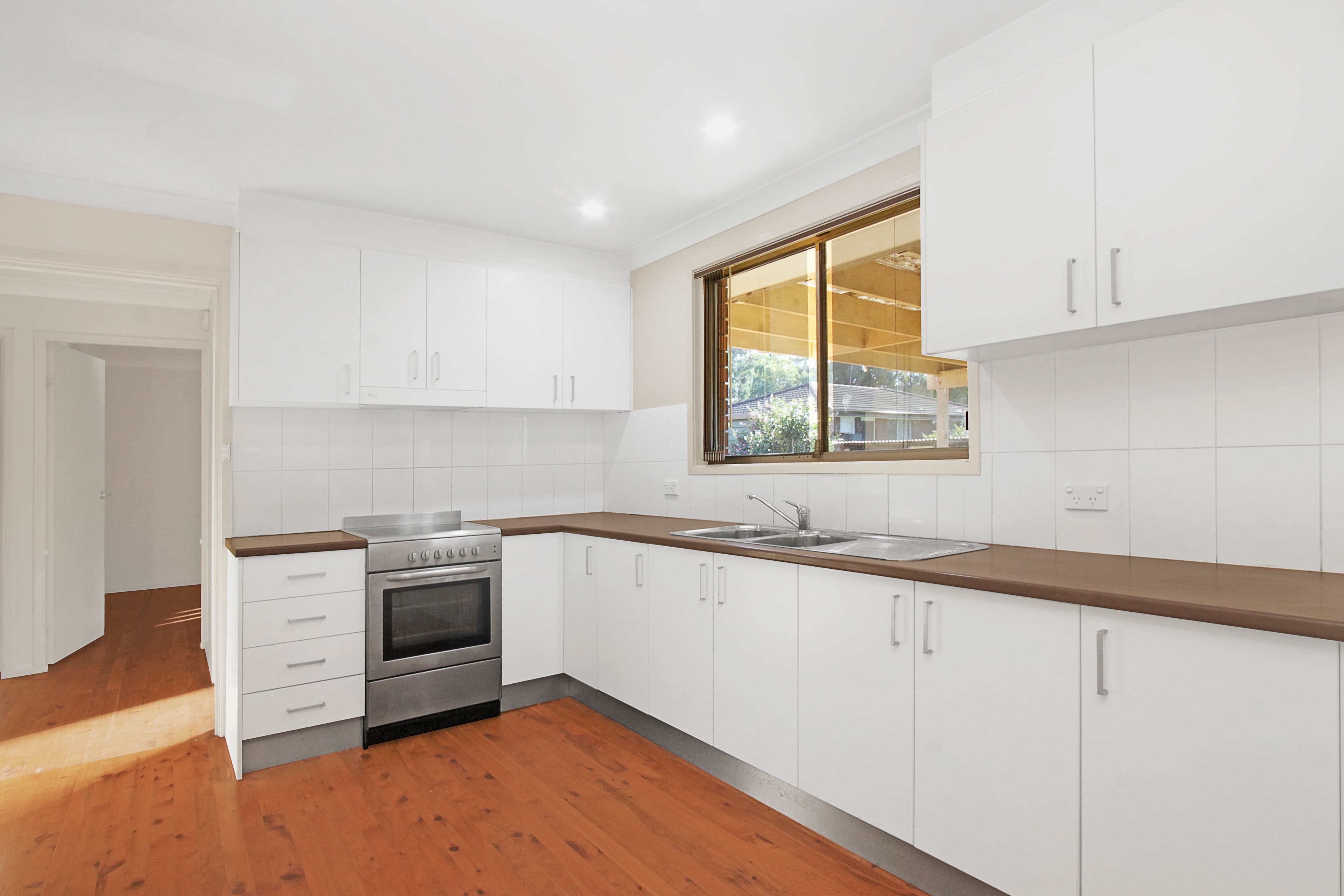 31 Coolatai Crescent, Bossley Park NSW 2176, Bossley Park - Thumbnail 5