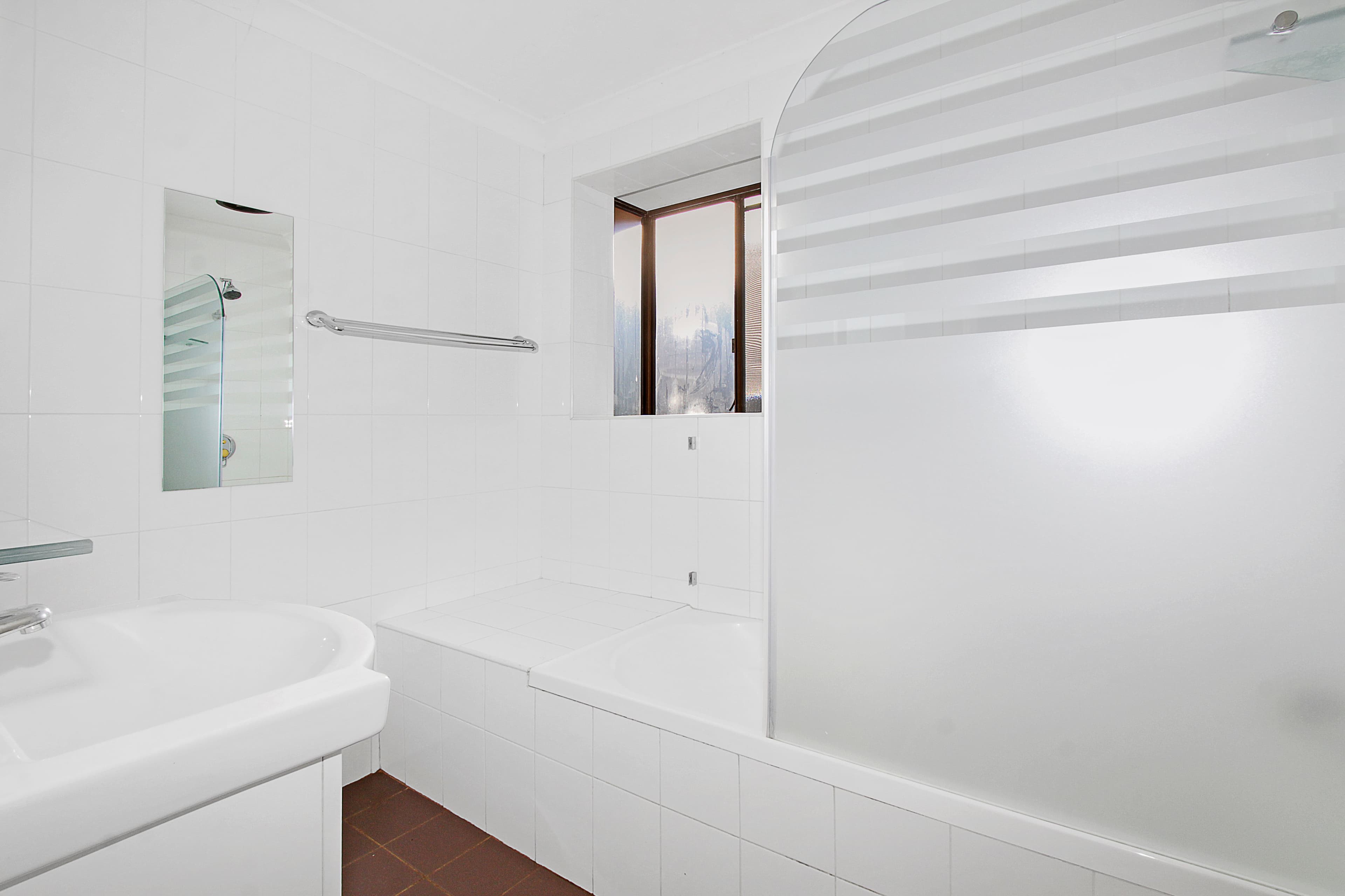 31 Coolatai Crescent, Bossley Park NSW 2176, Bossley Park - Thumbnail 6