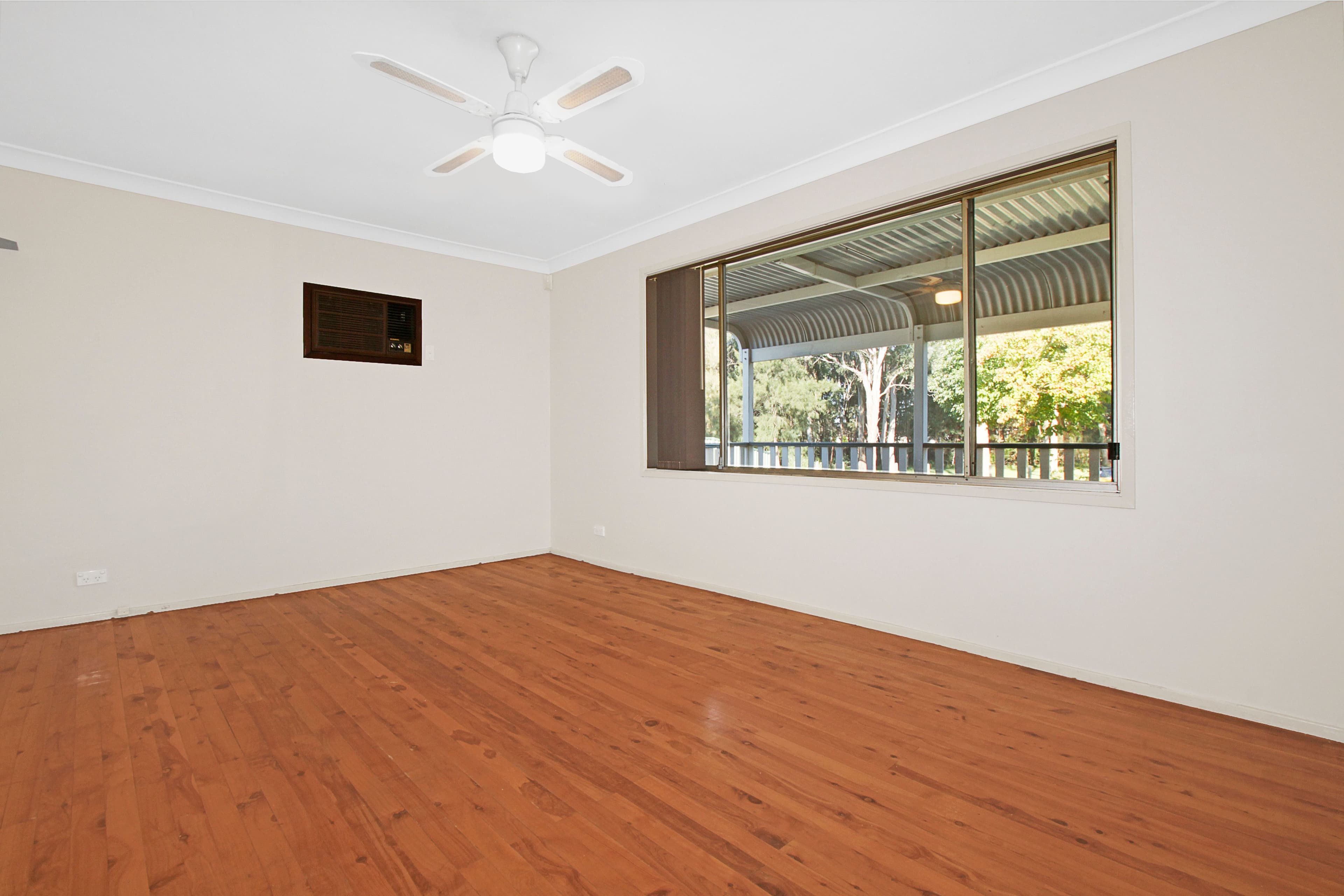 31 Coolatai Crescent, Bossley Park NSW 2176, Bossley Park - Thumbnail 8