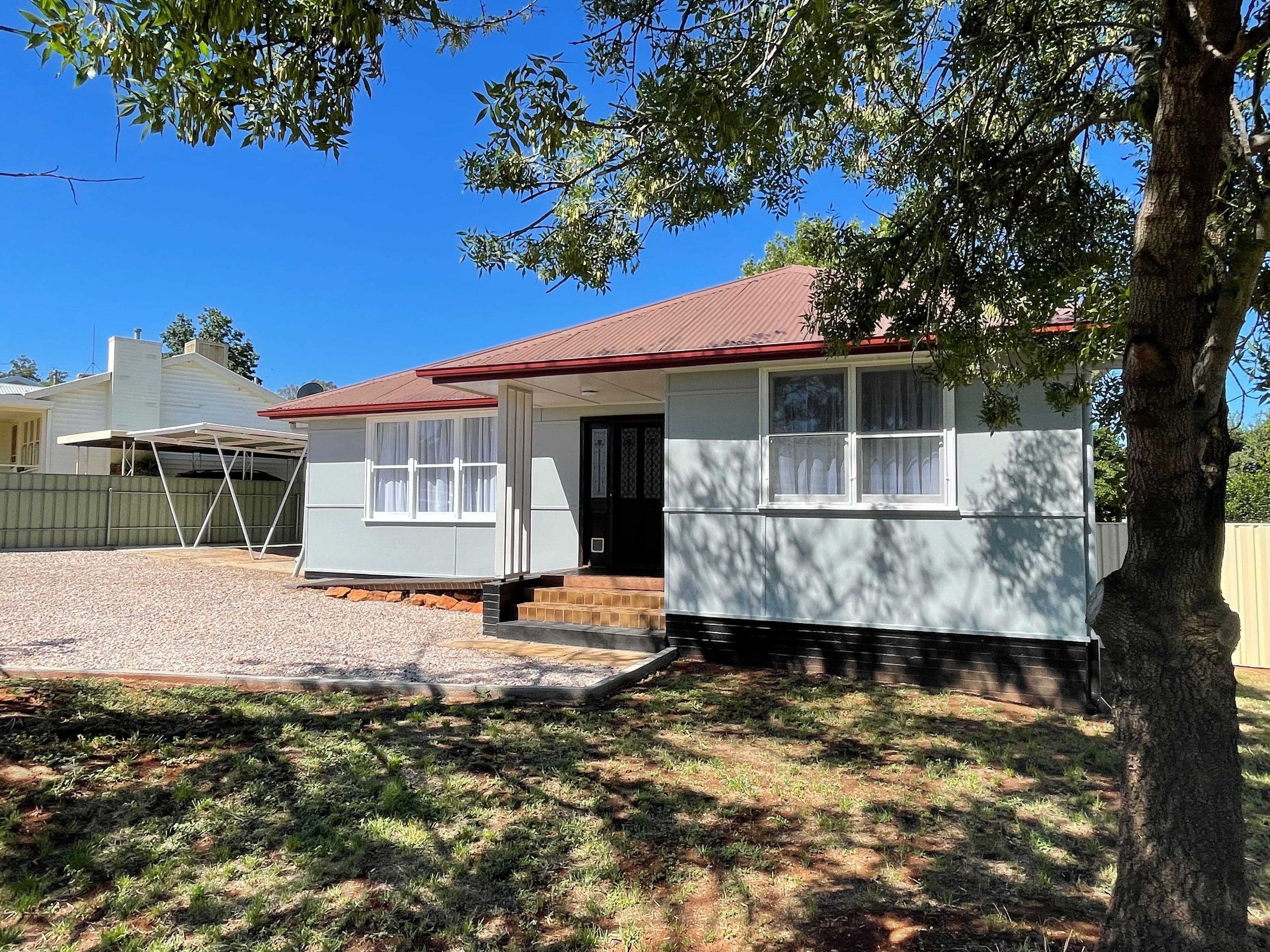 19 Barellan Street, Griffith NSW 2680, Griffith - Image 1