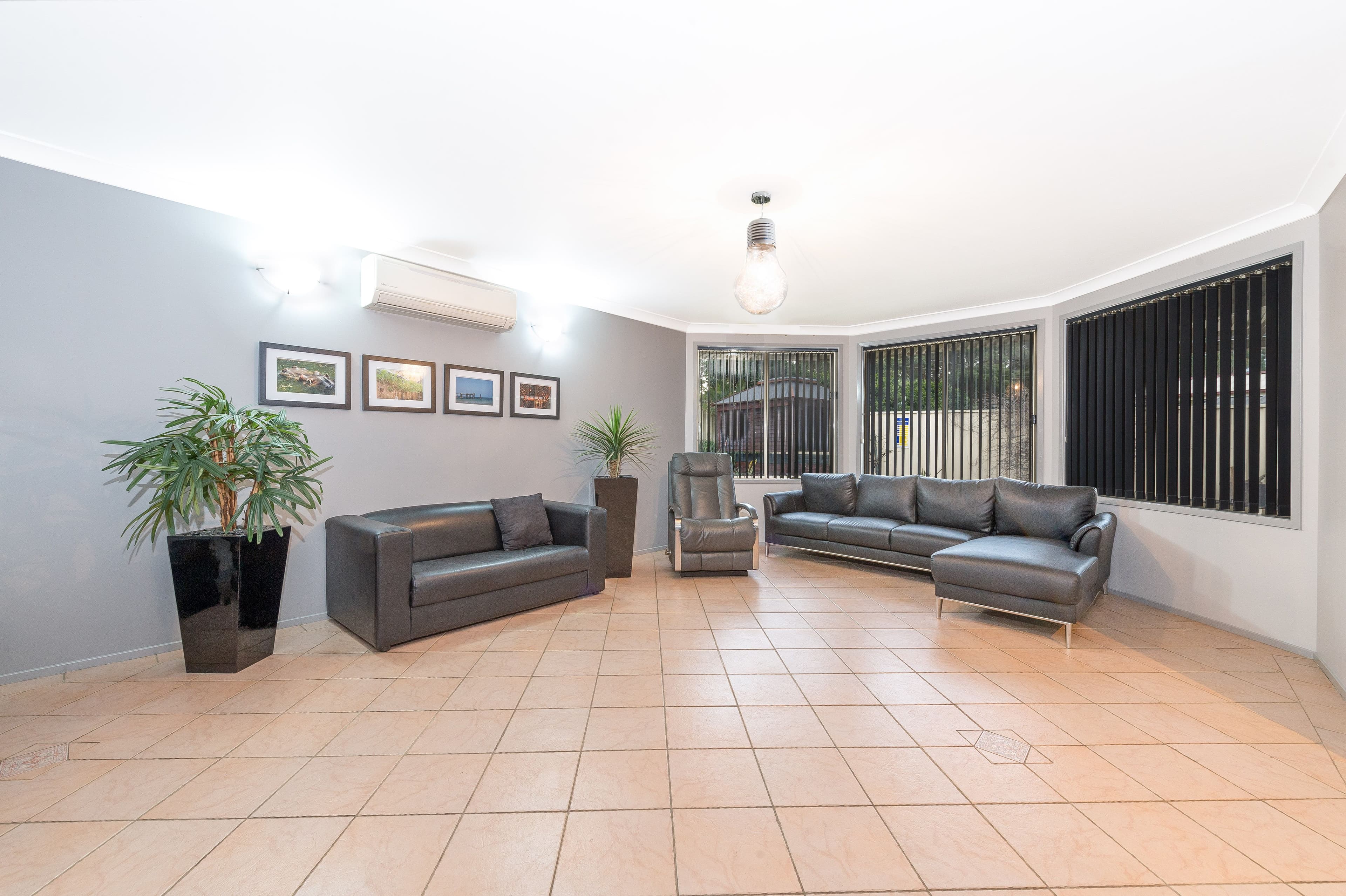 25 Lavender Court, St Helens Park - Thumbnail 2