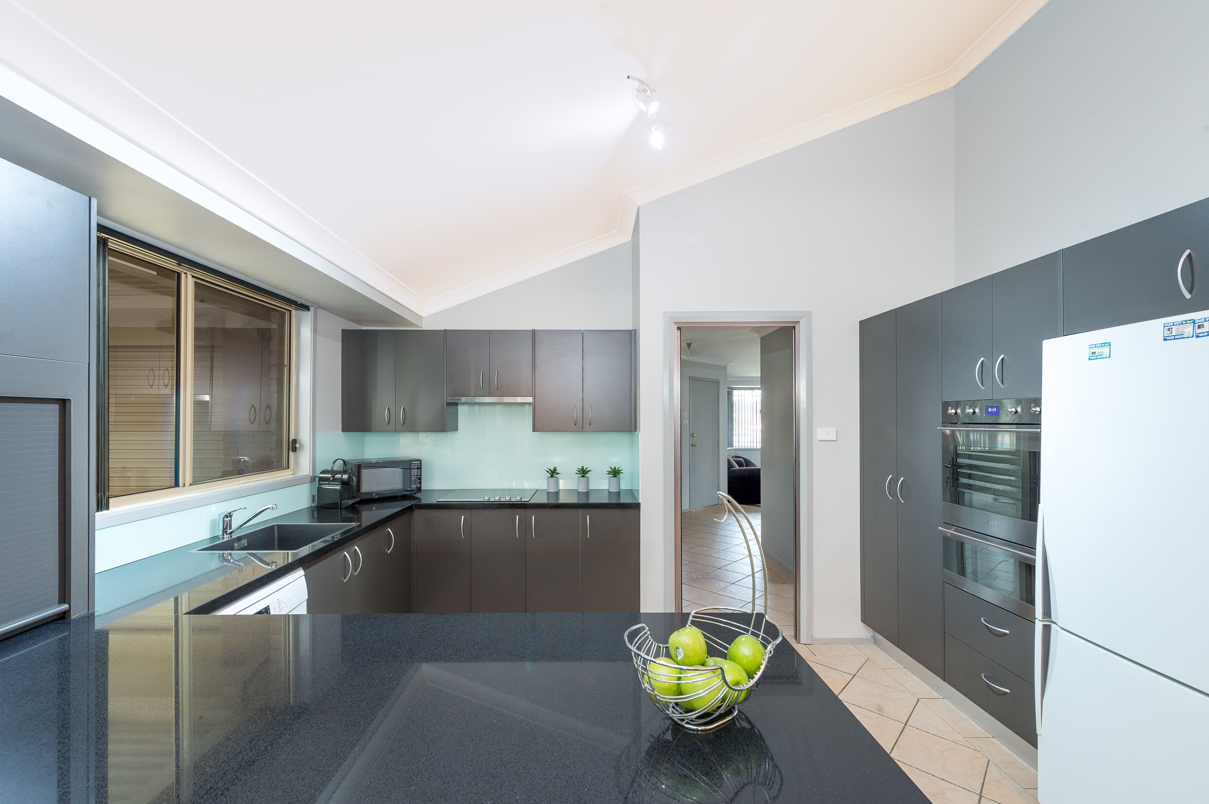 25 Lavender Court, St Helens Park - Thumbnail 4