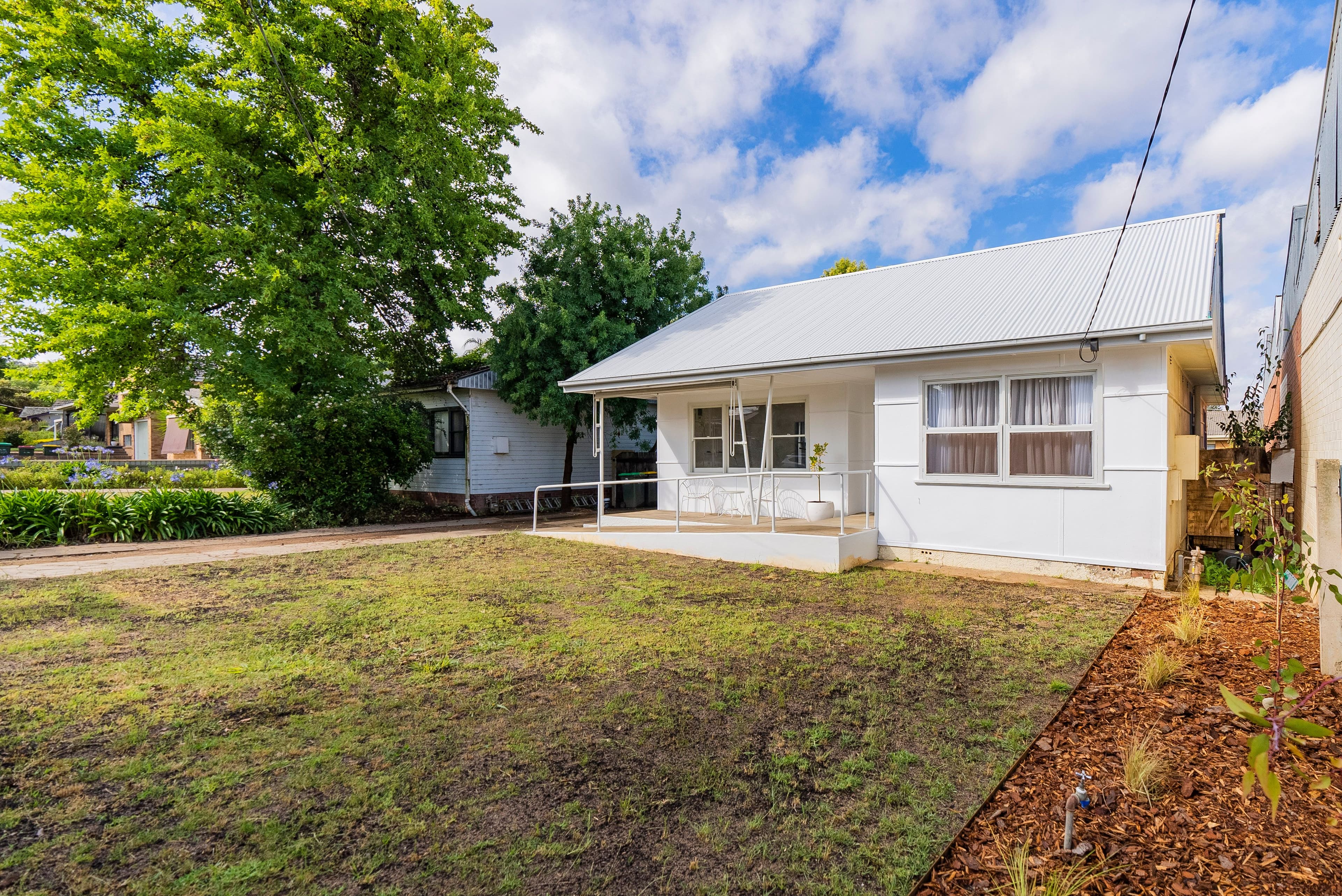 401 Lake Albert Road, Kooringal NSW 2650, Kooringal - Image 1
