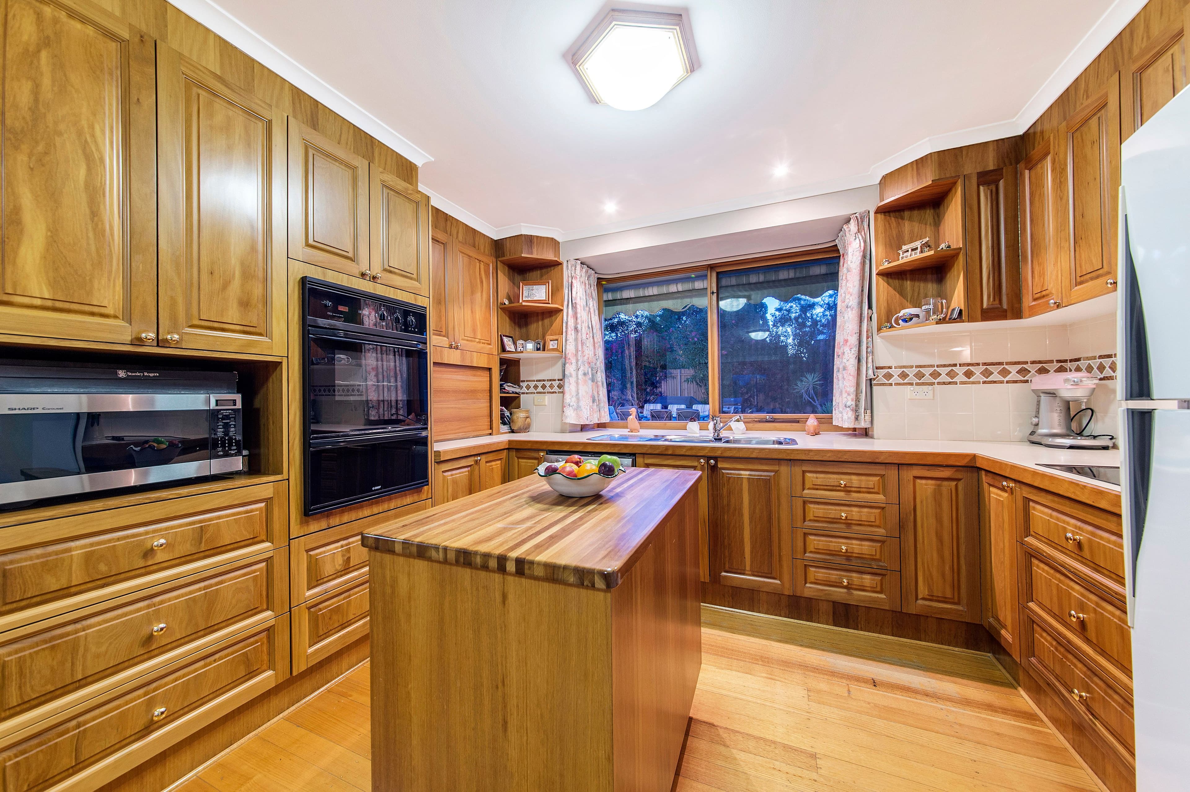 30 Davis Street, Weetangera ACT 2614, Weetangera - Thumbnail 3