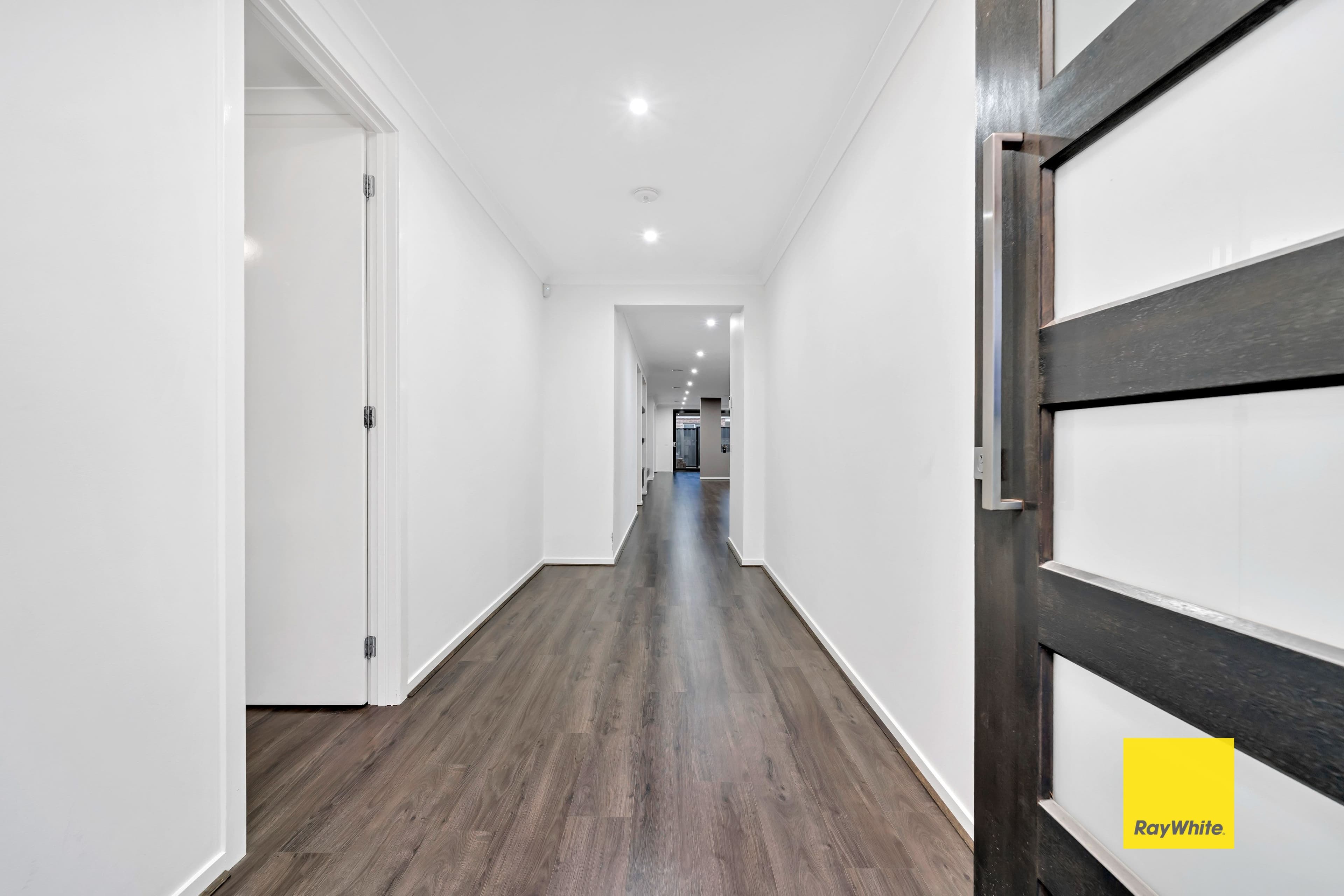 7 Infinity Drive, Fraser Rise VIC 3336, Fraser Rise - Thumbnail 4