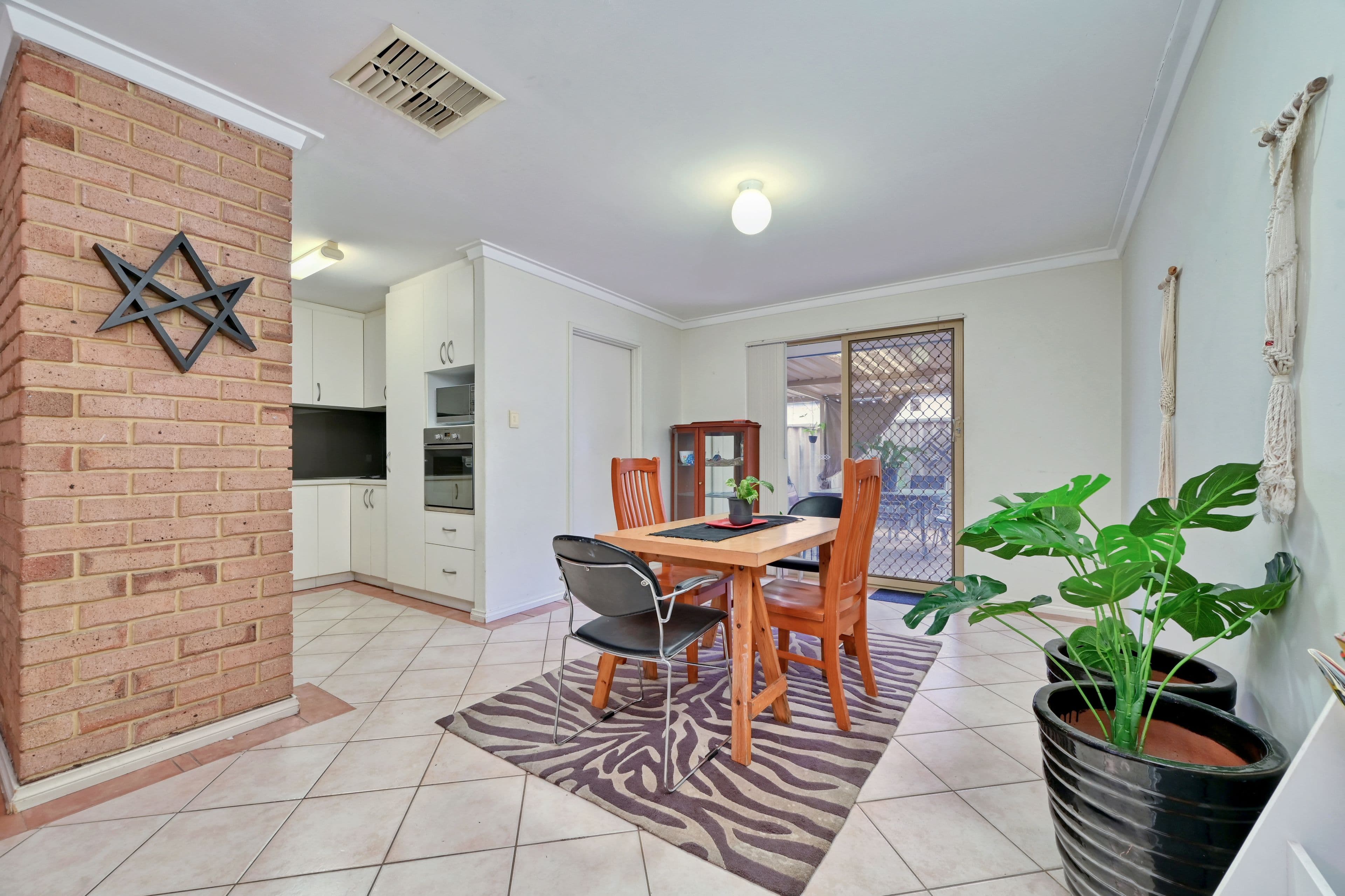 296 The Strand, Dianella WA 6059, Dianella - Thumbnail 7