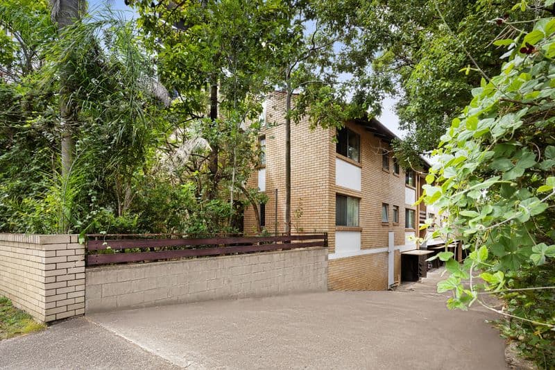 5/115 Station Road, Palatial Perfection On Every Level - Image 1